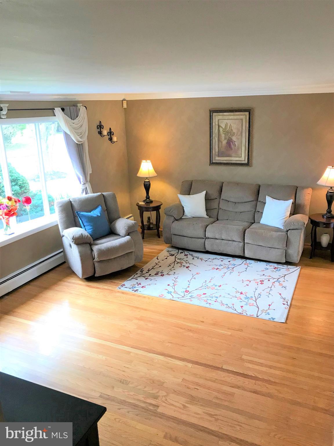 NORTHAMPTON HILLS - Residential