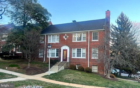 1782 N TROY STREET 15703 ARLINGTON VA 22201