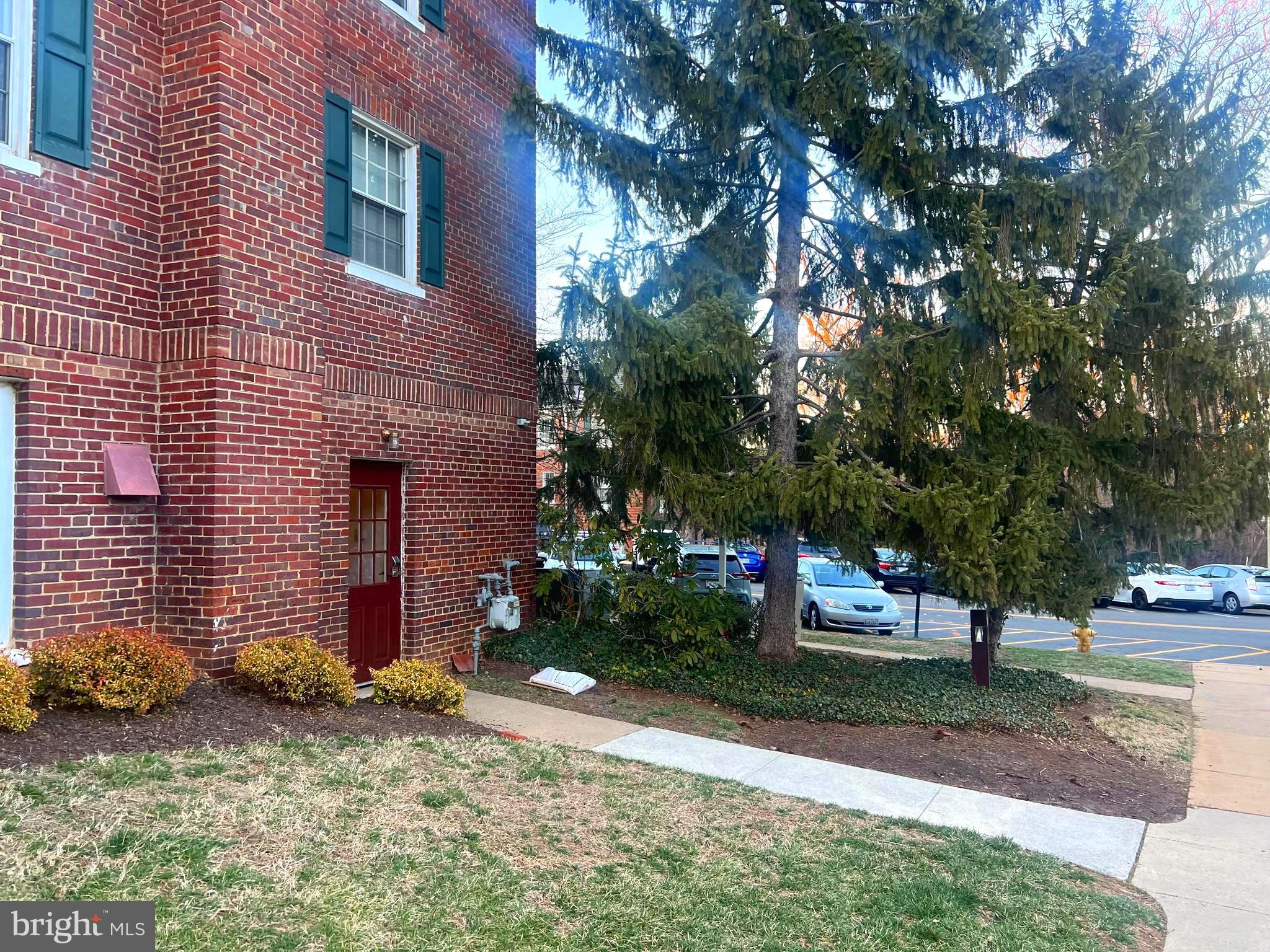 1782 N TROY STREET 15703