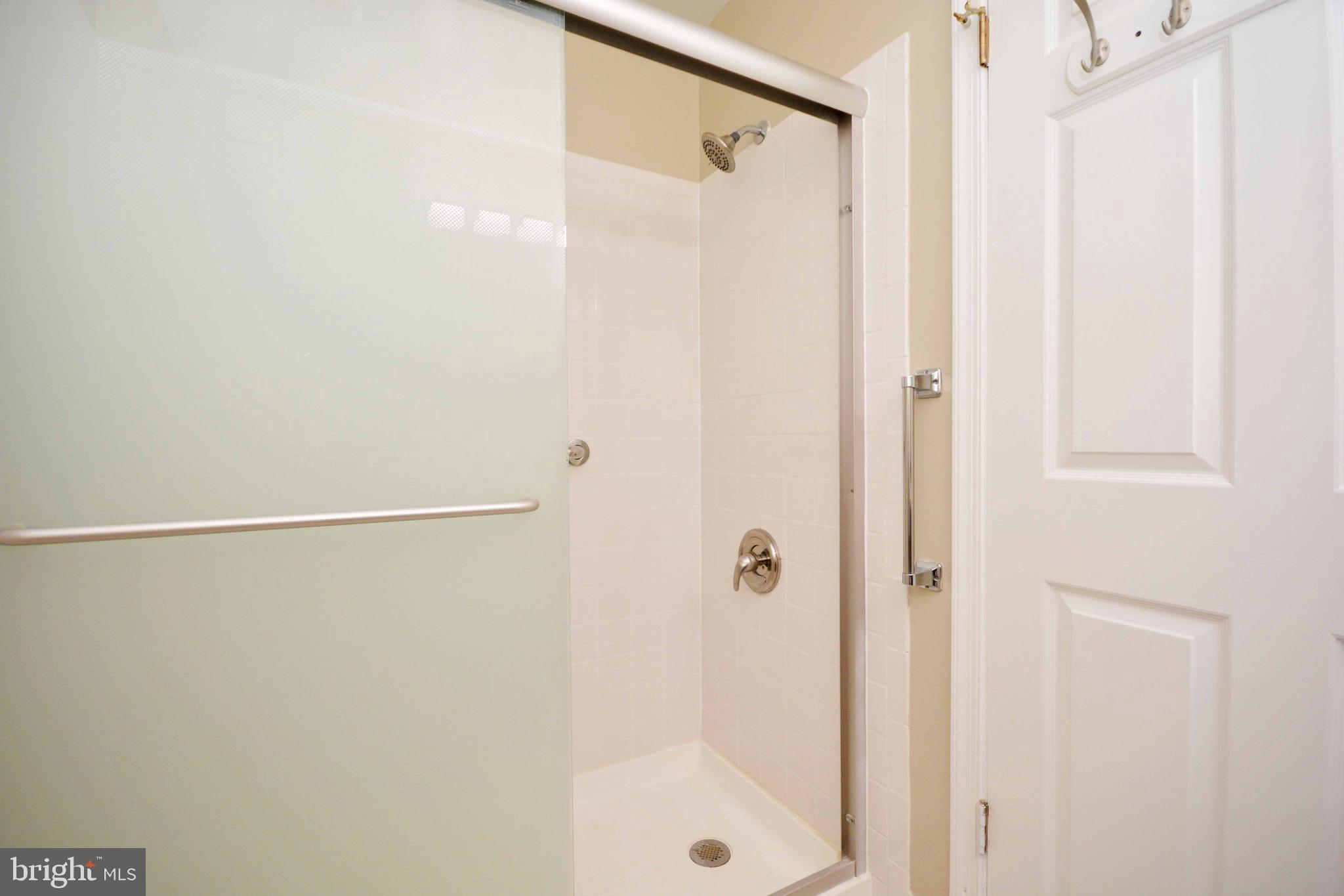 HERITAGE HARBOUR - Residential Lease