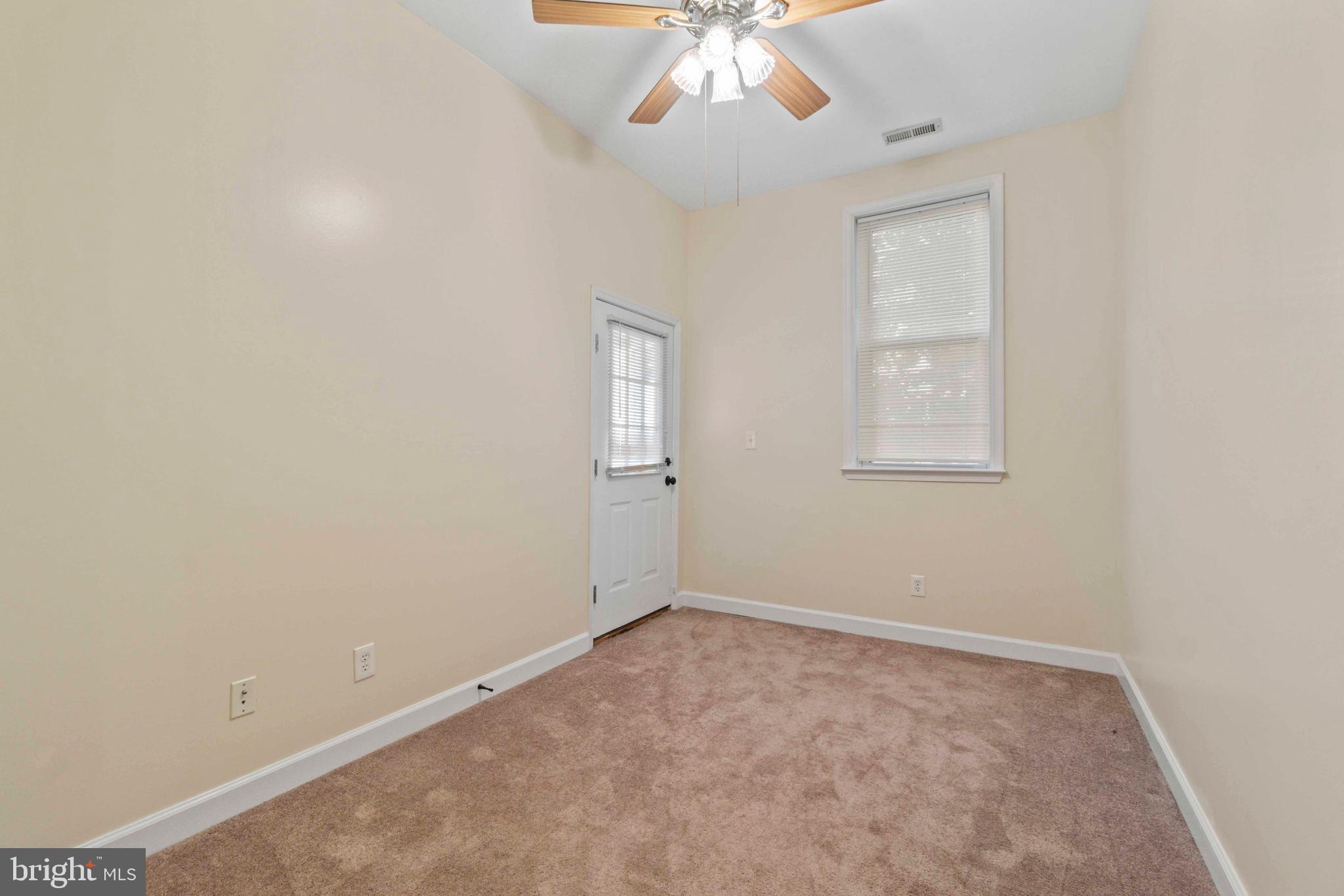 ROLAND PARK - Commercial Sale