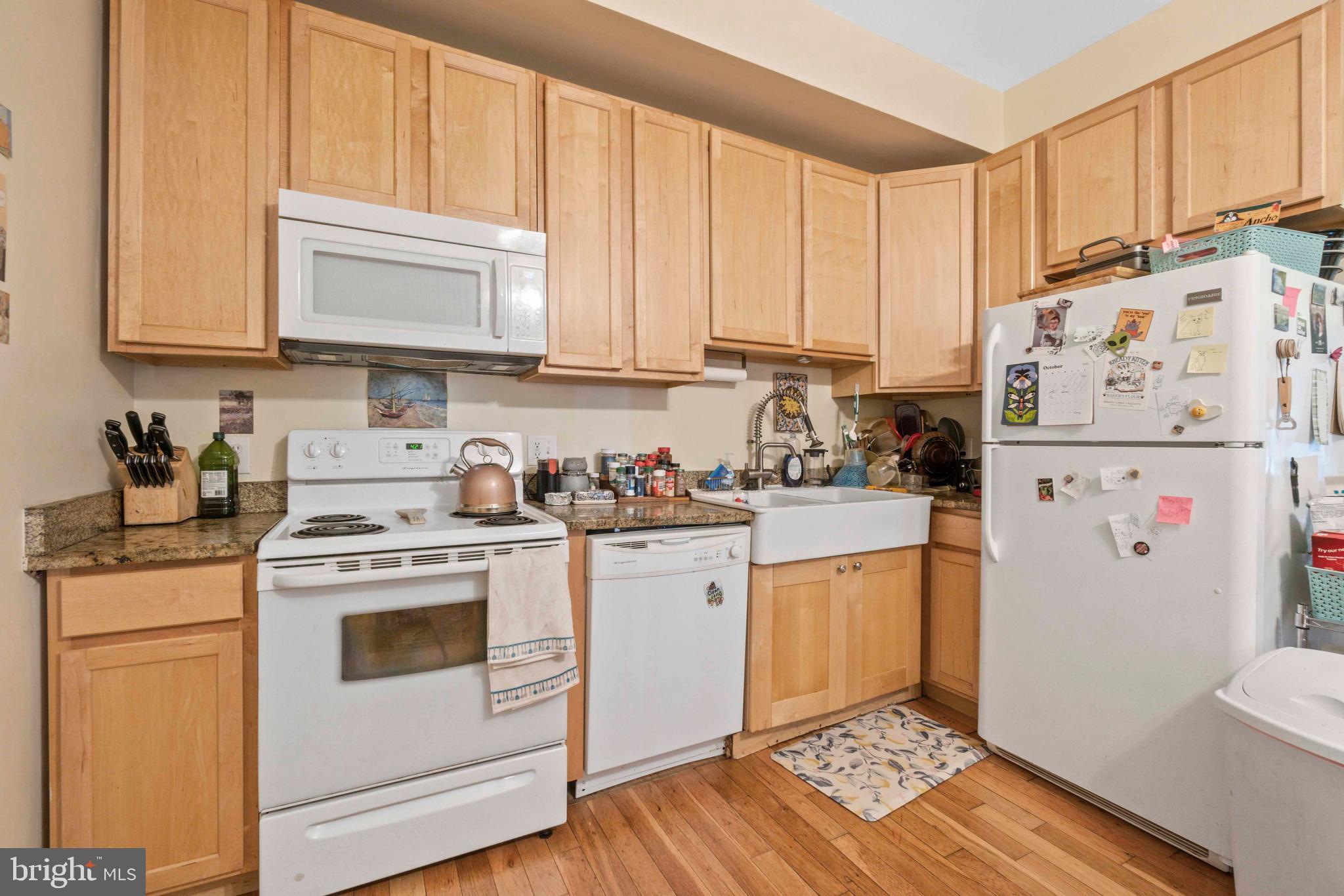 ROLAND PARK - Commercial Sale