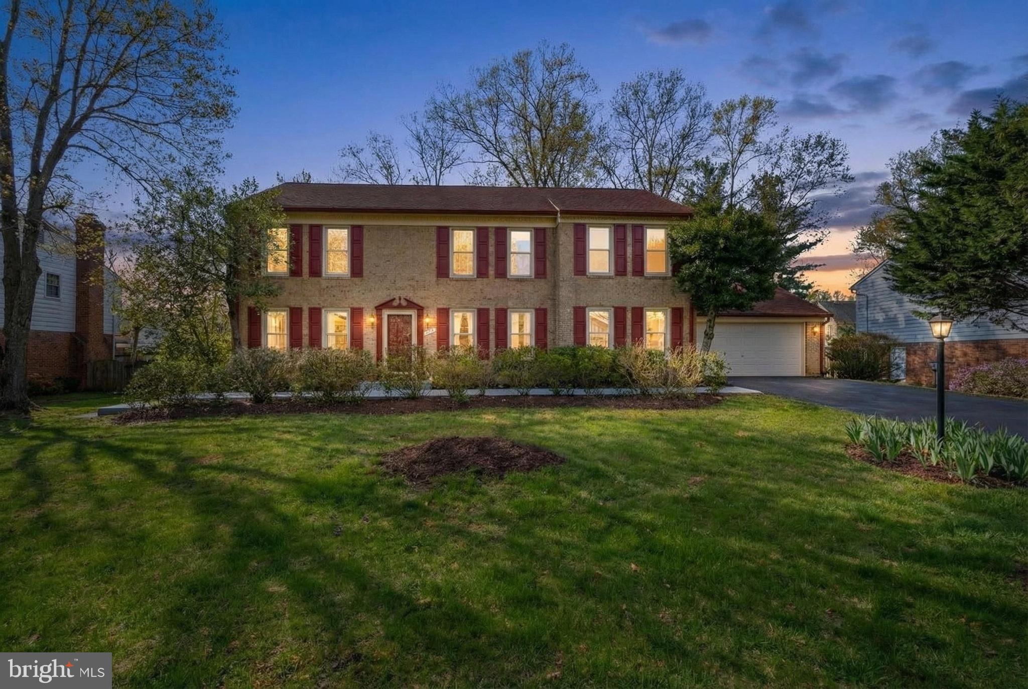 POTOMAC VILLAGE - Residential