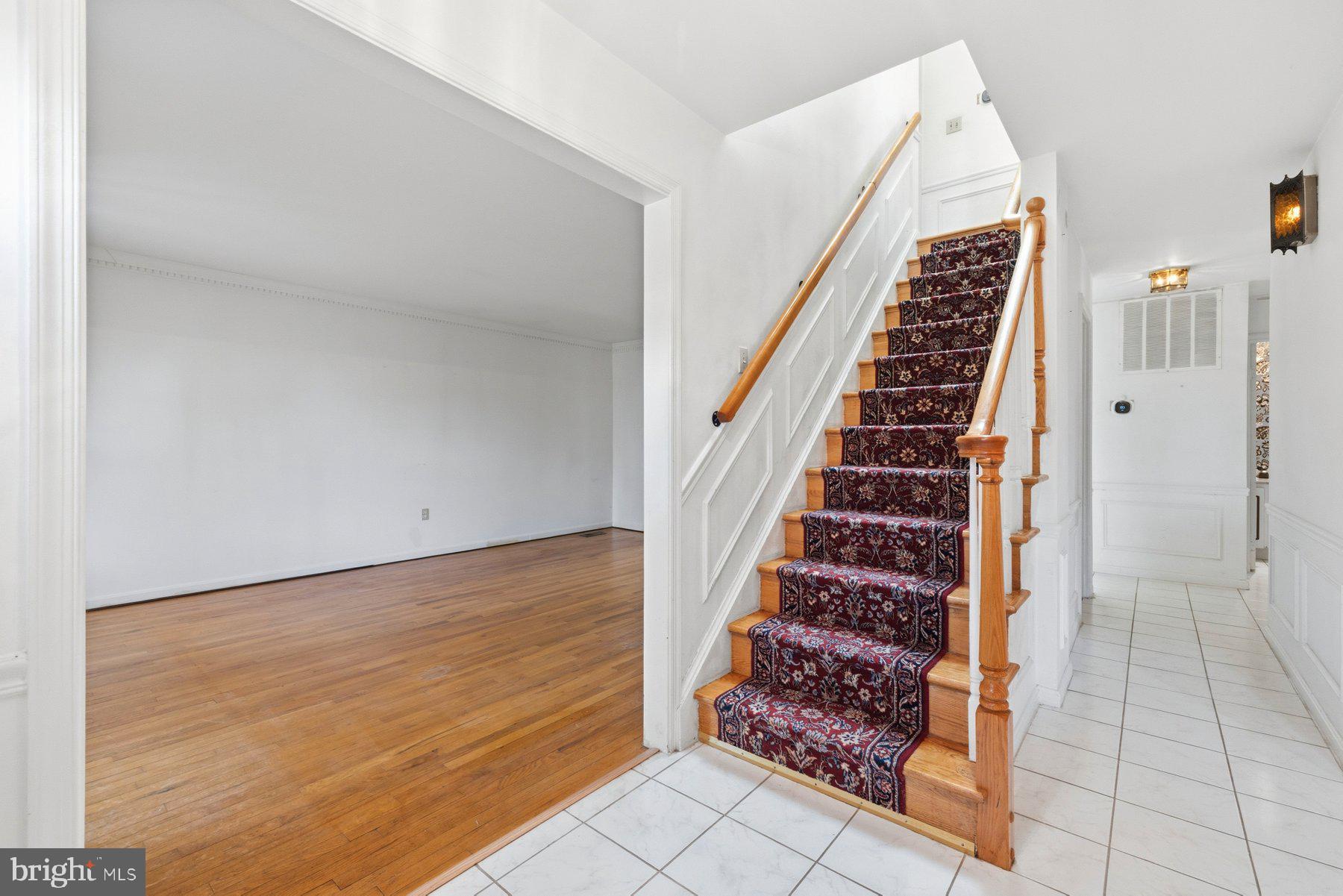 POTOMAC VILLAGE - Residential