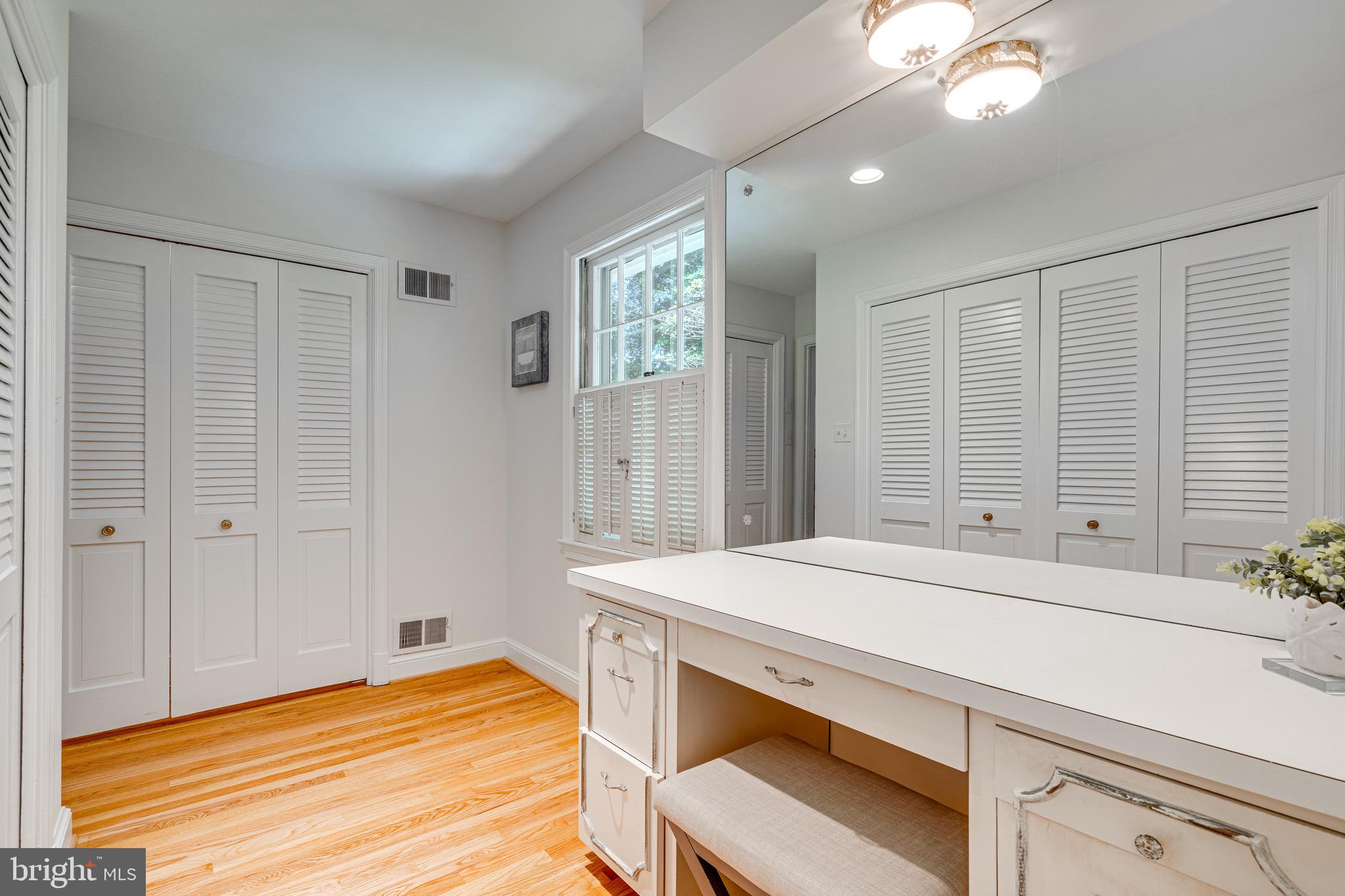 ARROWOOD - Residential