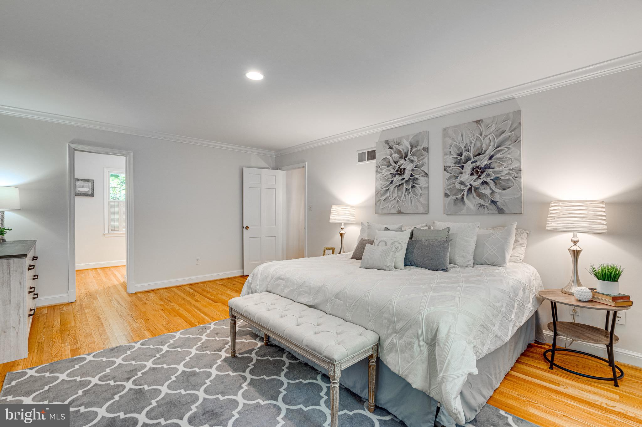 ARROWOOD - Residential