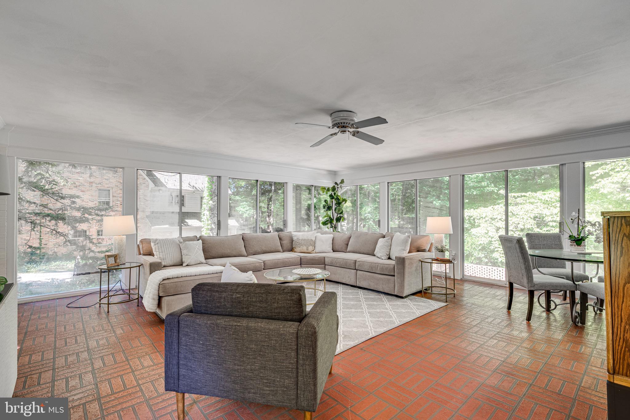 ARROWOOD - Residential