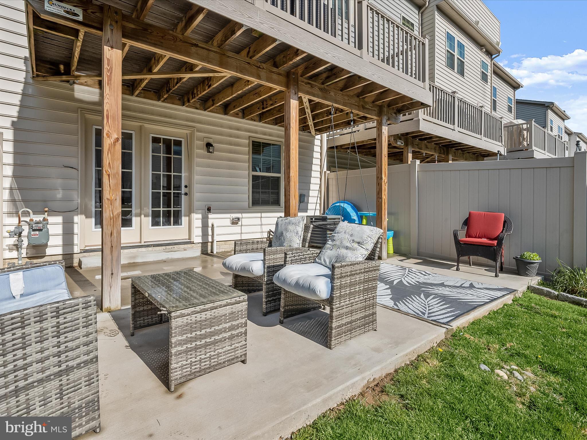 OAKDALE VILLAGE - Residential