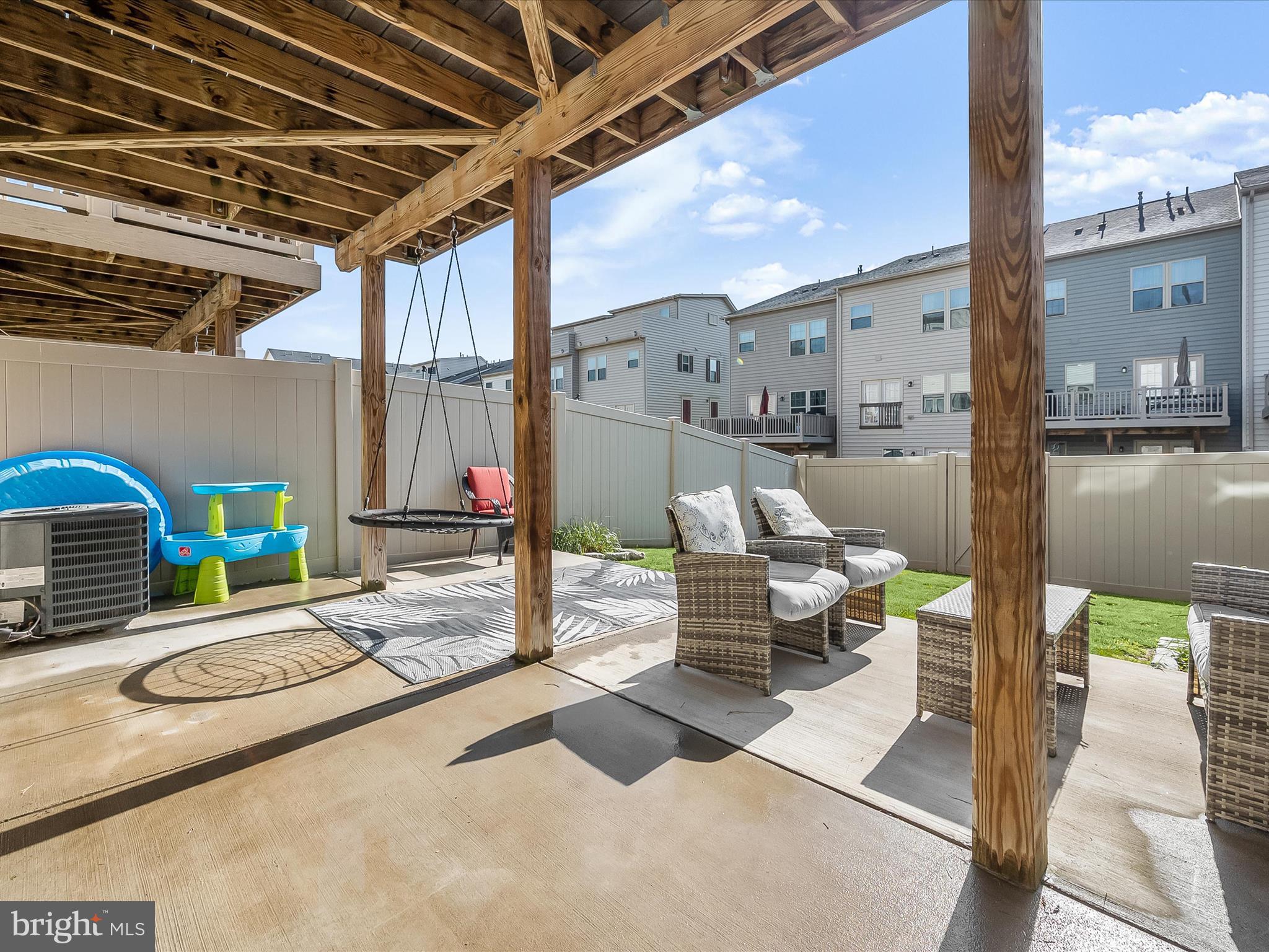 OAKDALE VILLAGE - Residential