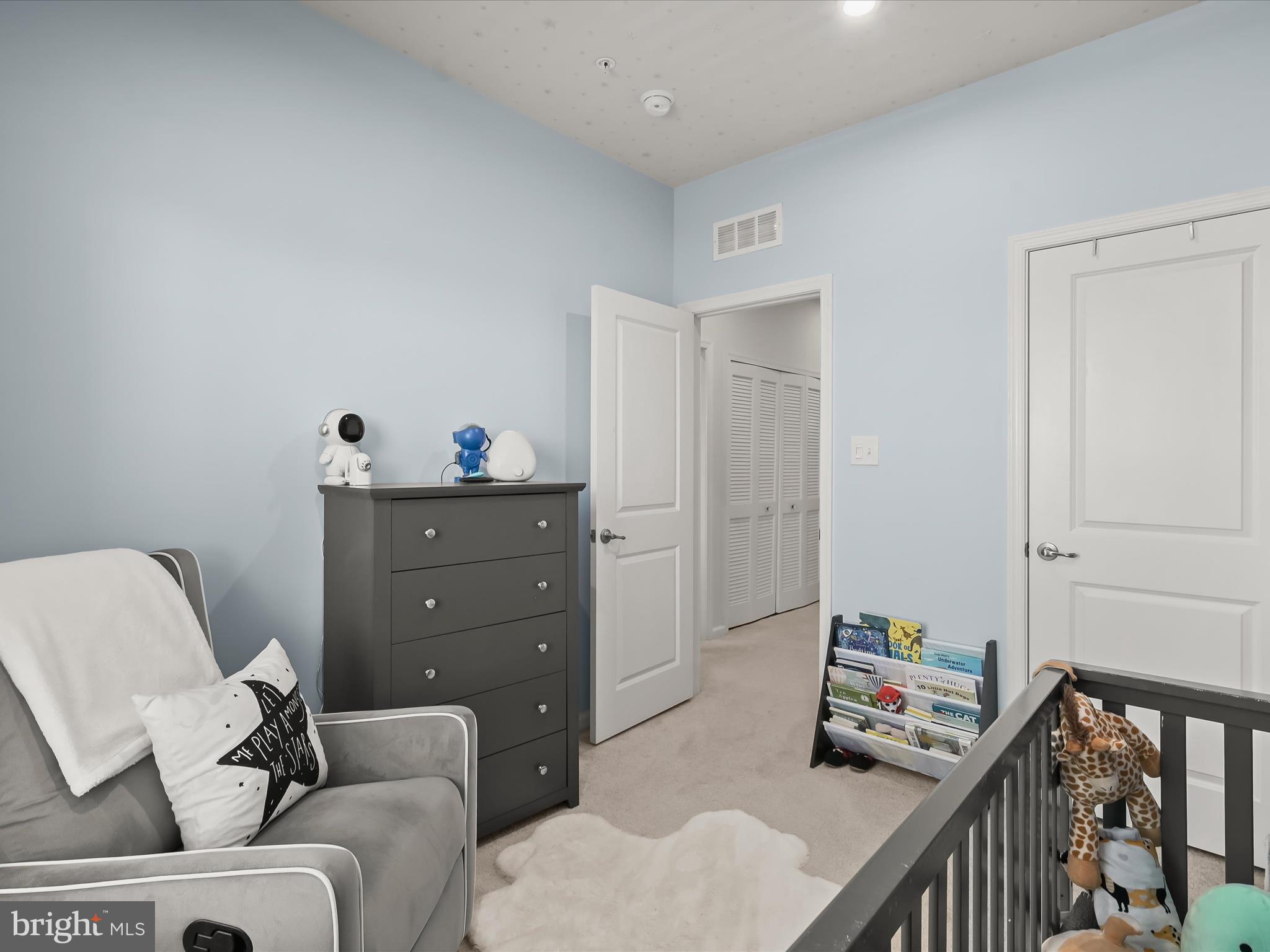 OAKDALE VILLAGE - Residential