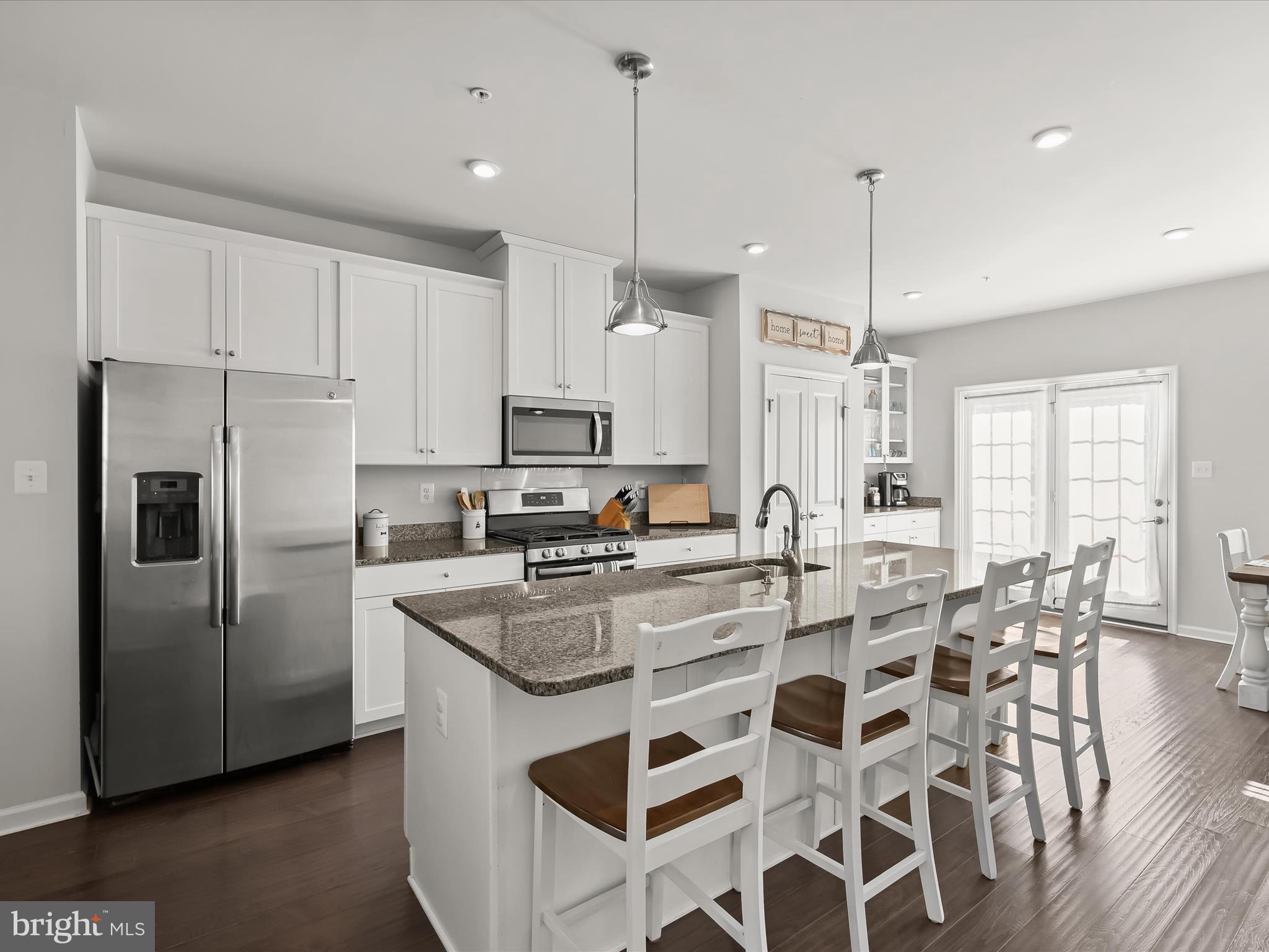 OAKDALE VILLAGE - Residential