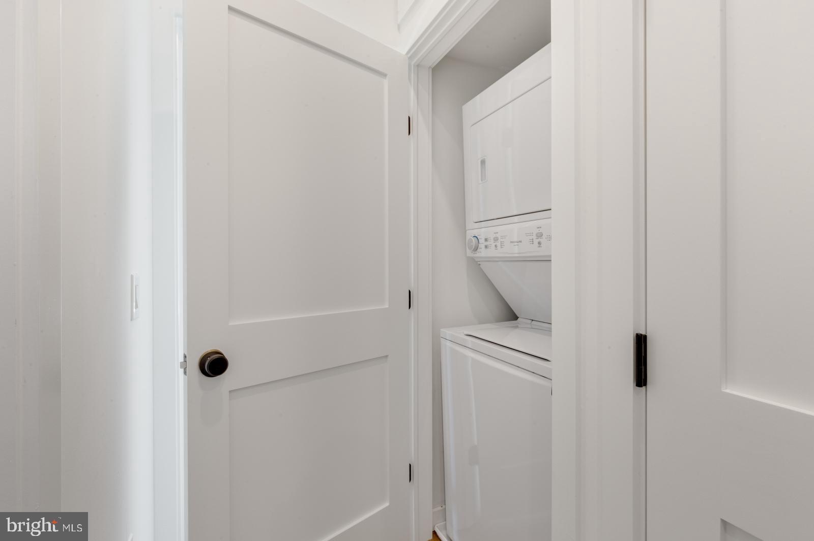 CENTER CITY - Residential Lease