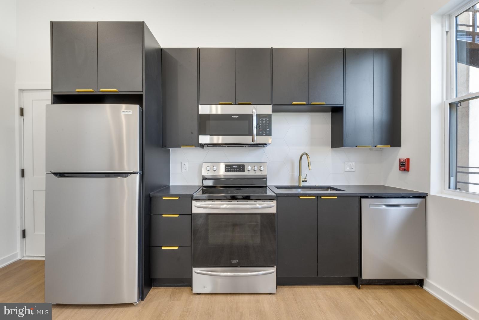 CENTER CITY - Residential Lease