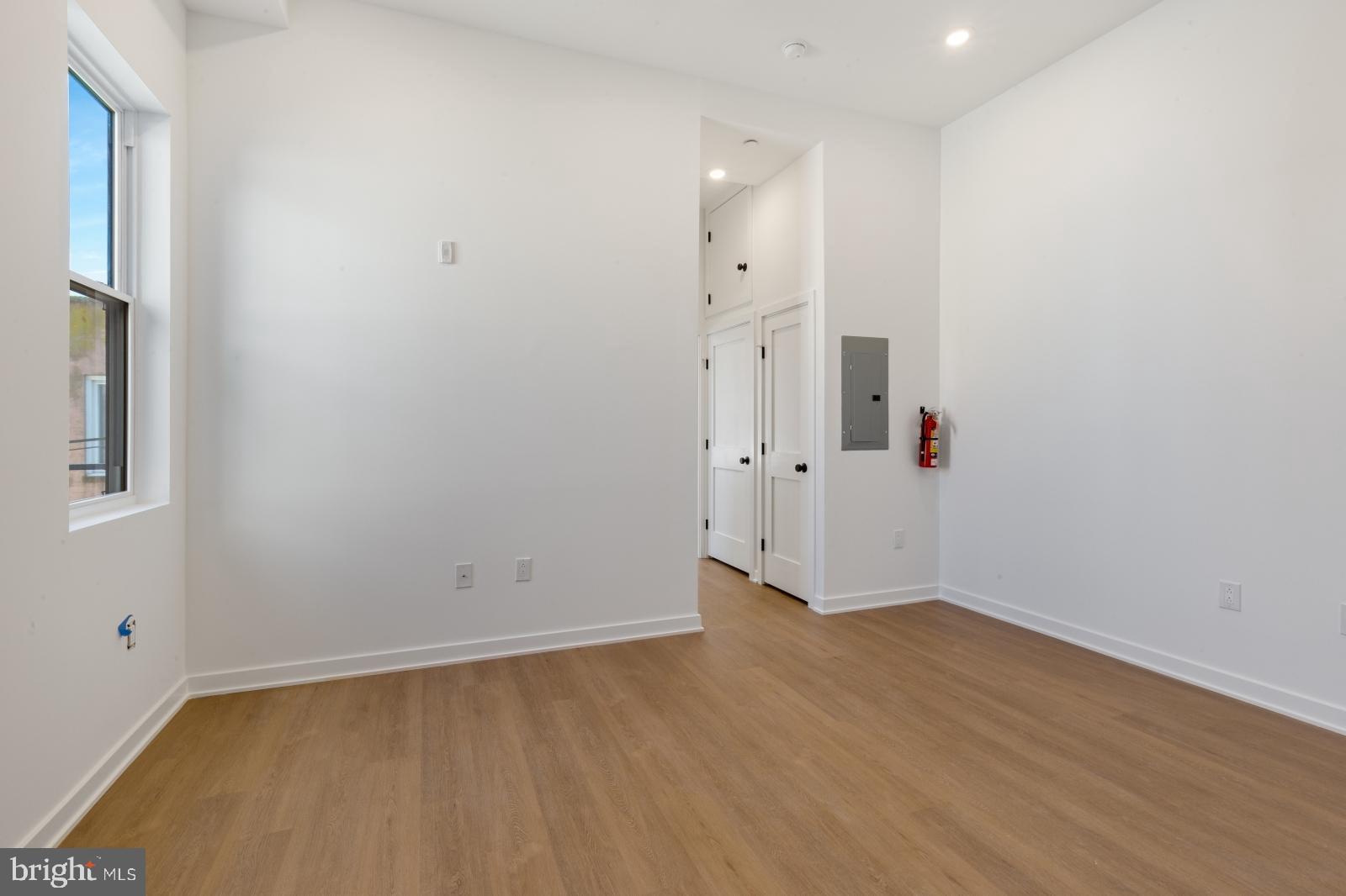 CENTER CITY - Residential Lease