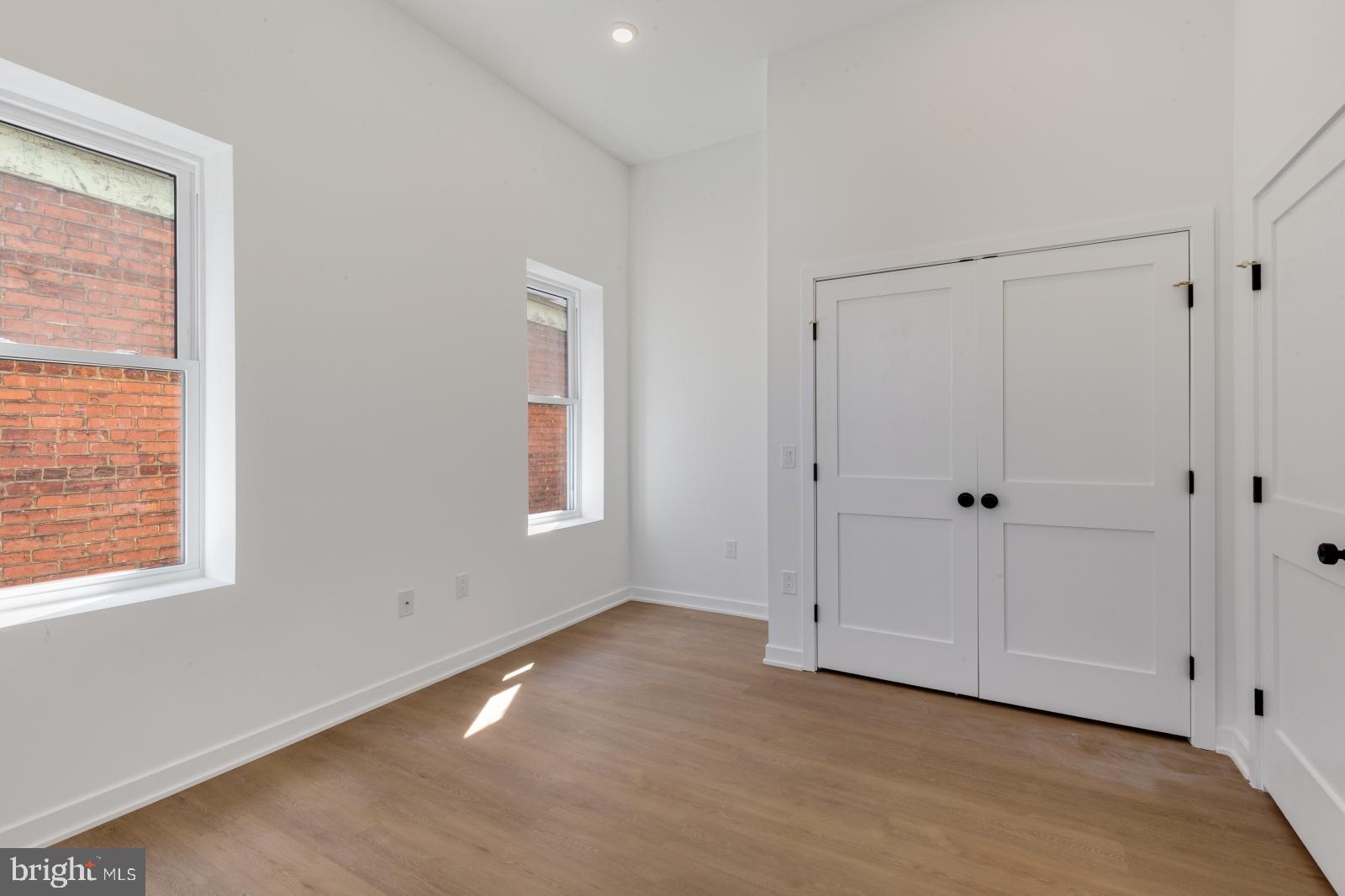 CENTER CITY - Residential Lease