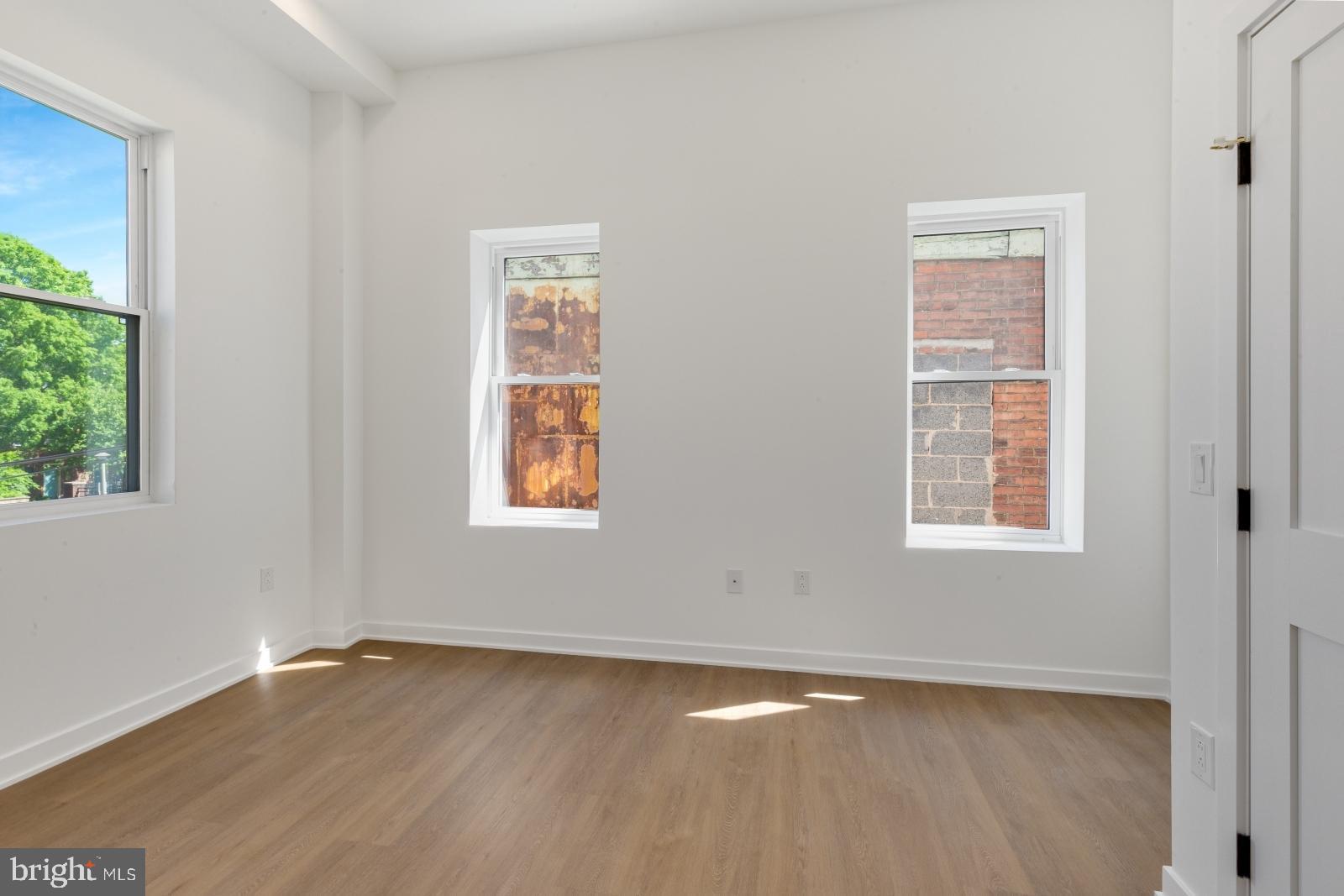 CENTER CITY - Residential Lease