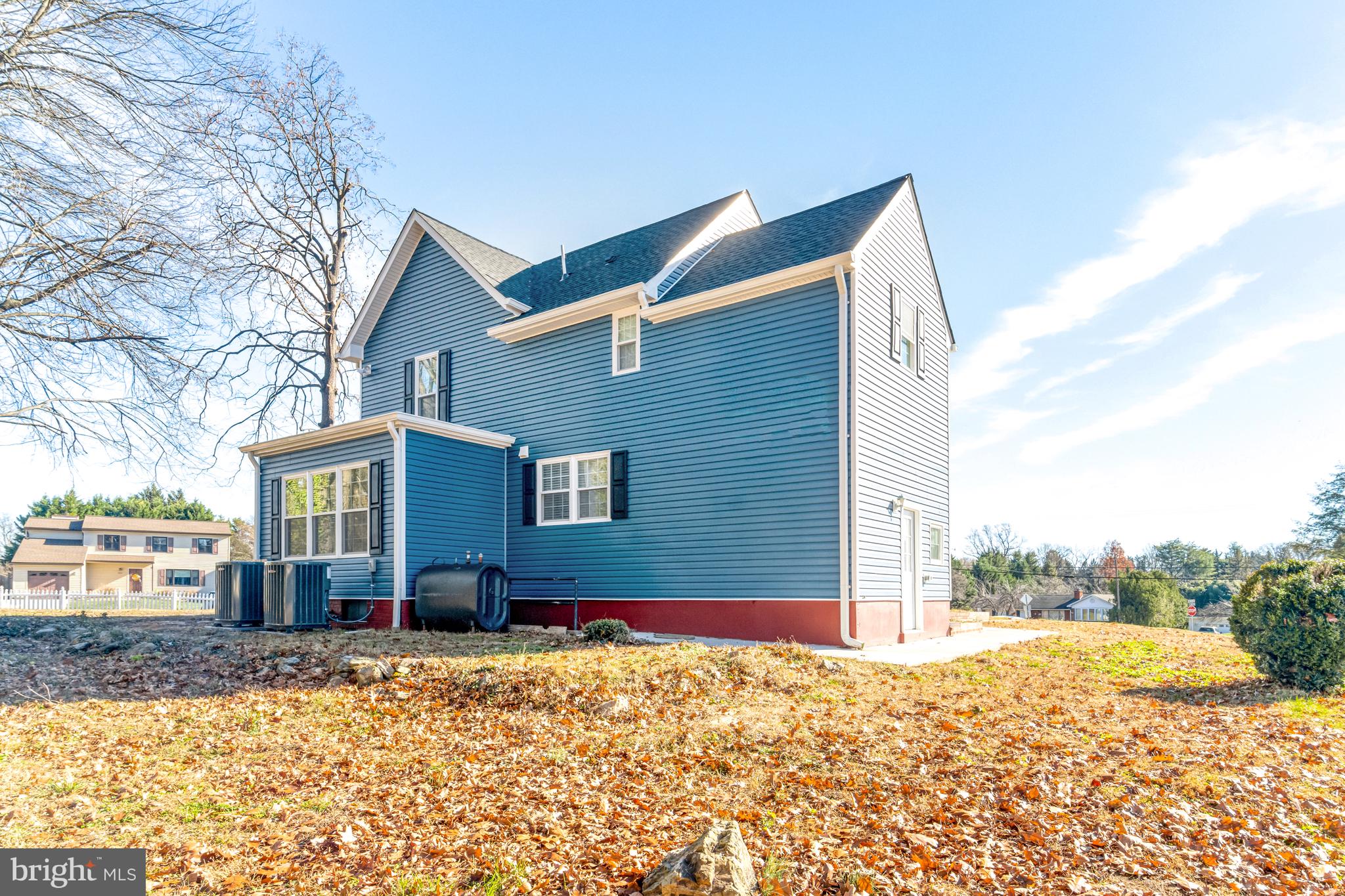 FIVE OAKS ESTATES - Residential