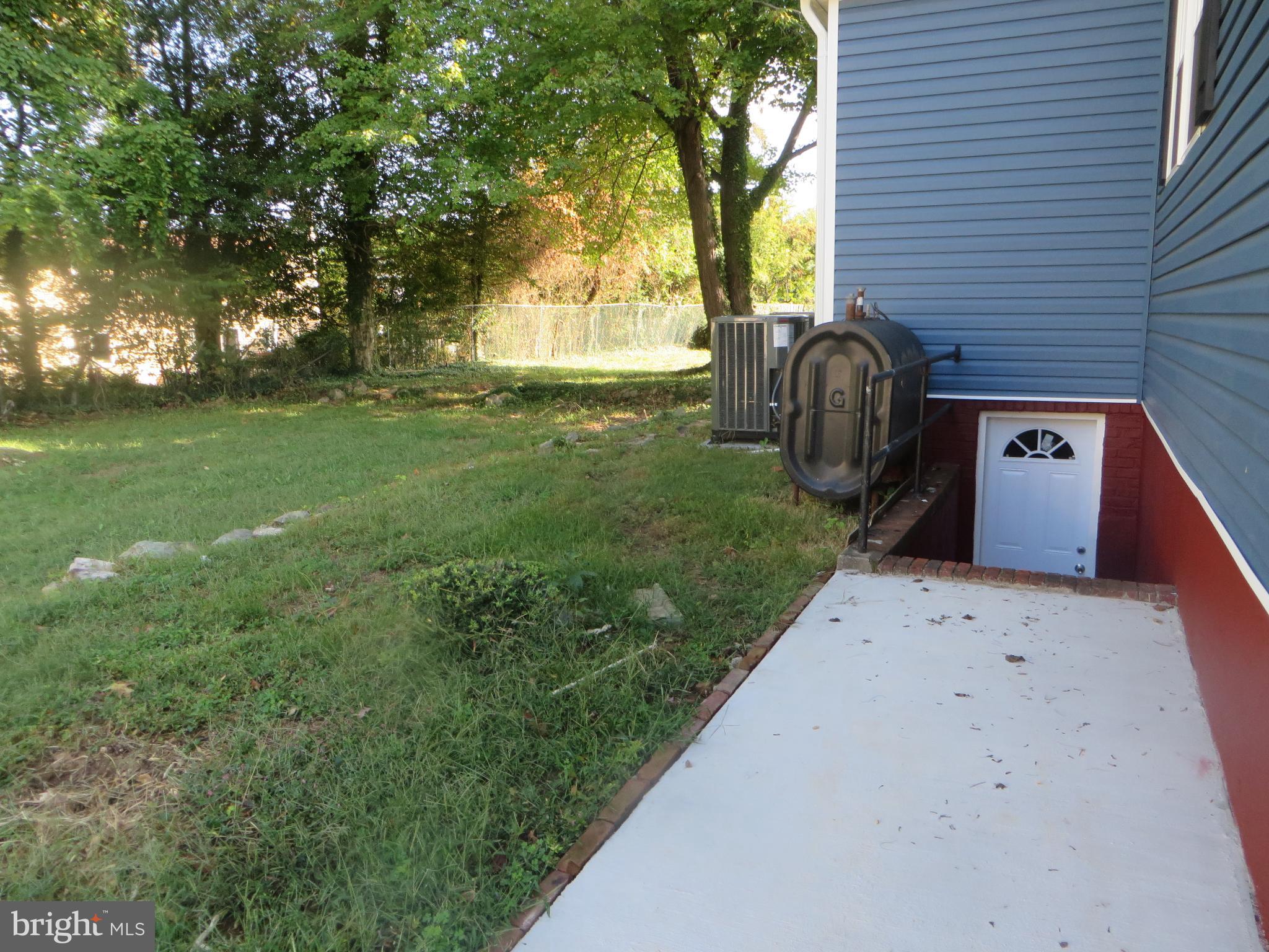 FIVE OAKS ESTATES - Residential