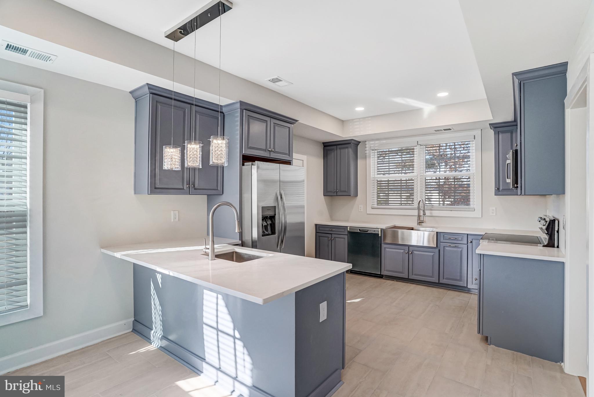 FIVE OAKS ESTATES - Residential