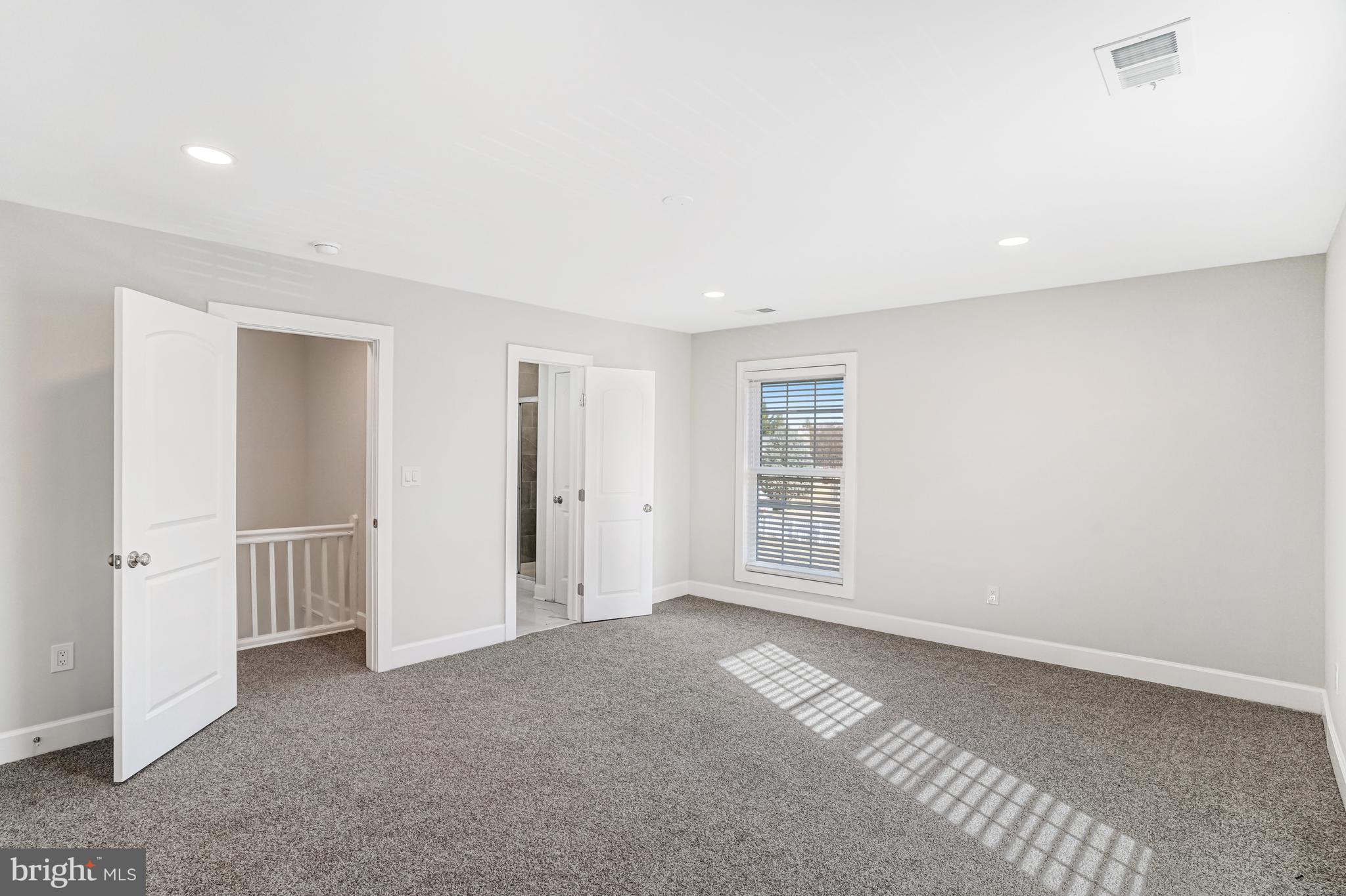 FIVE OAKS ESTATES - Residential