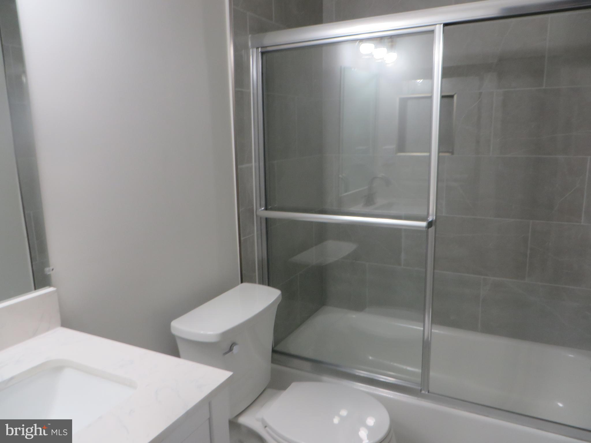 FIVE OAKS ESTATES - Residential