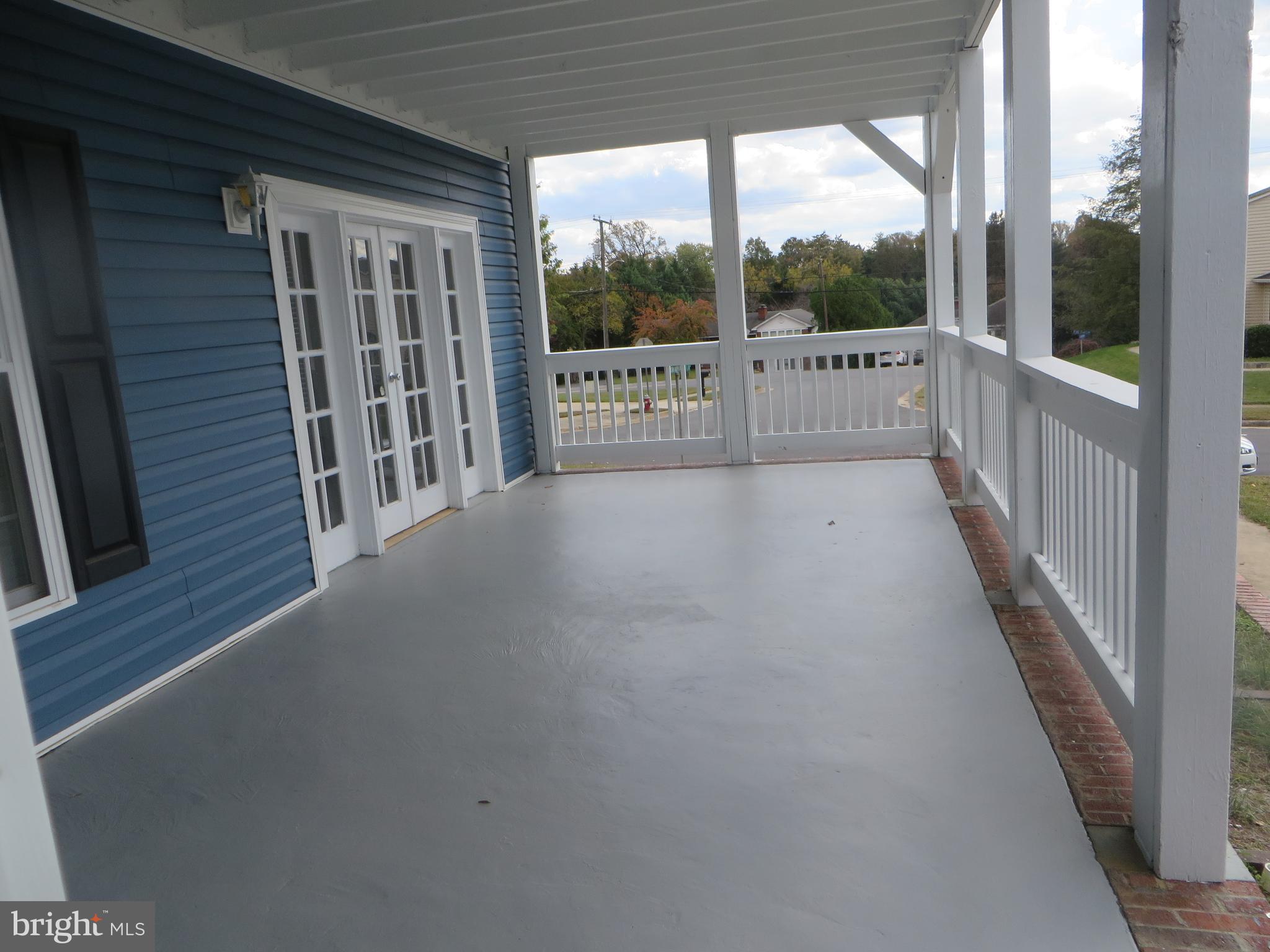 FIVE OAKS ESTATES - Residential