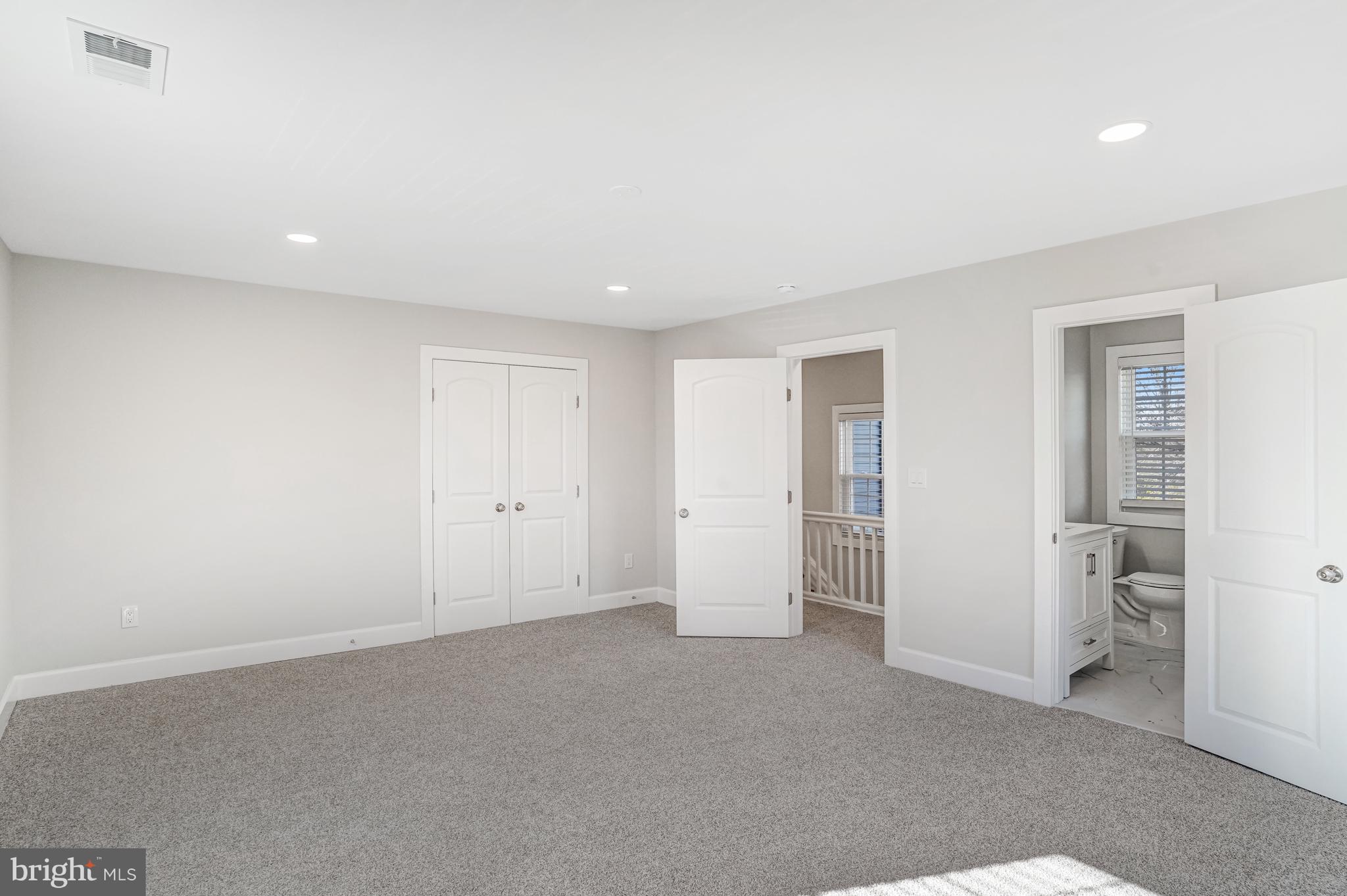 FIVE OAKS ESTATES - Residential