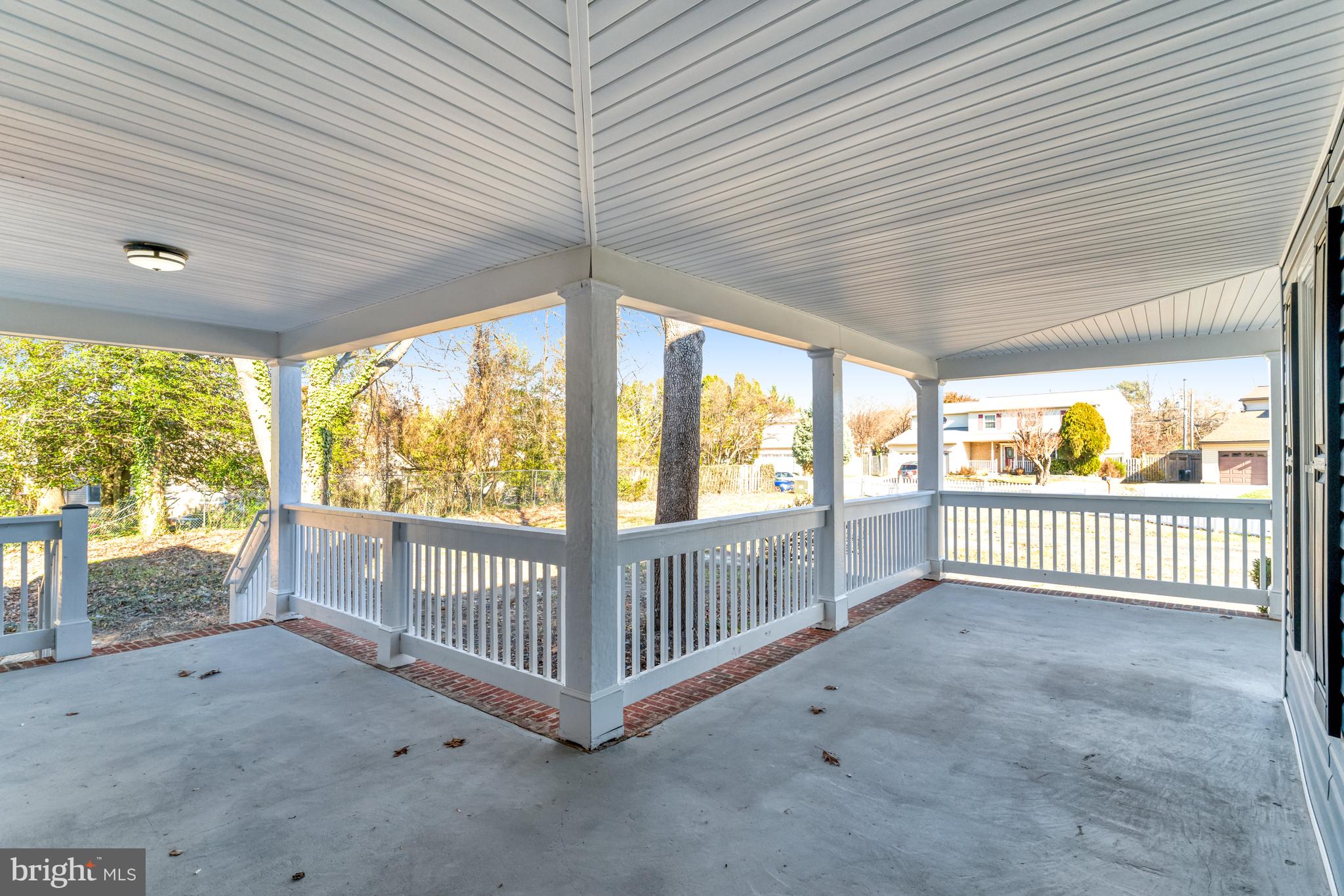 FIVE OAKS ESTATES - Residential