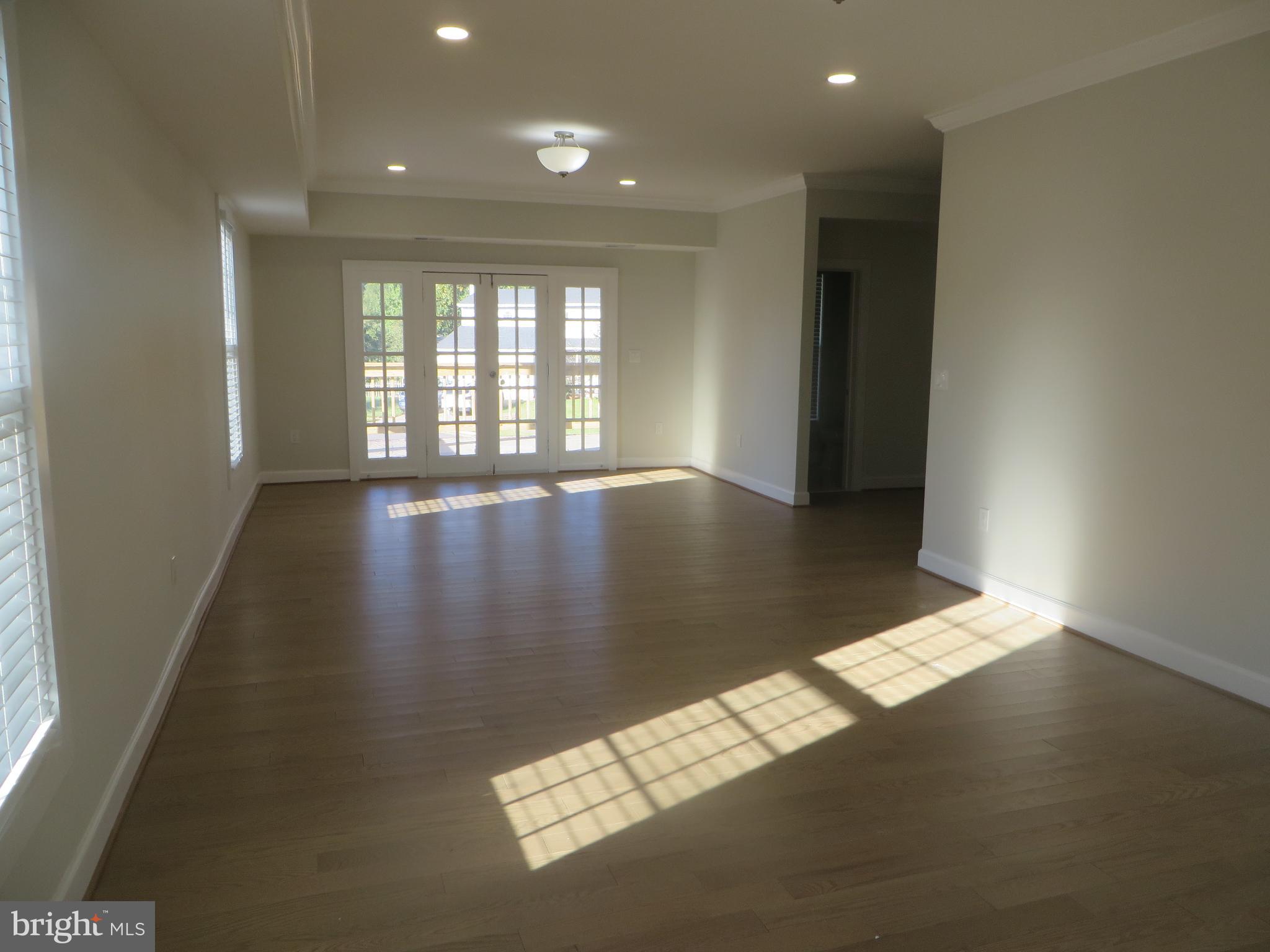 FIVE OAKS ESTATES - Residential