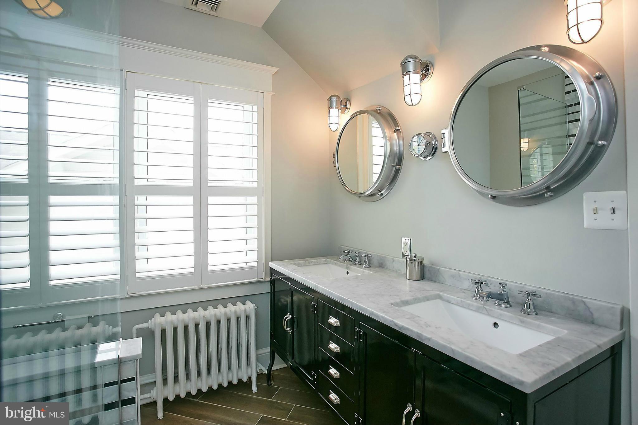 ROSEMONT - Residential