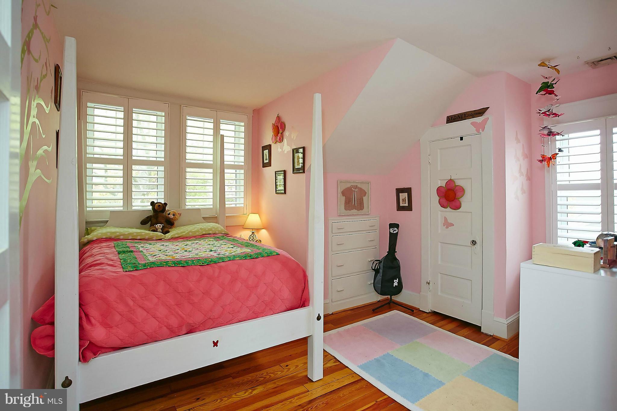 ROSEMONT - Residential