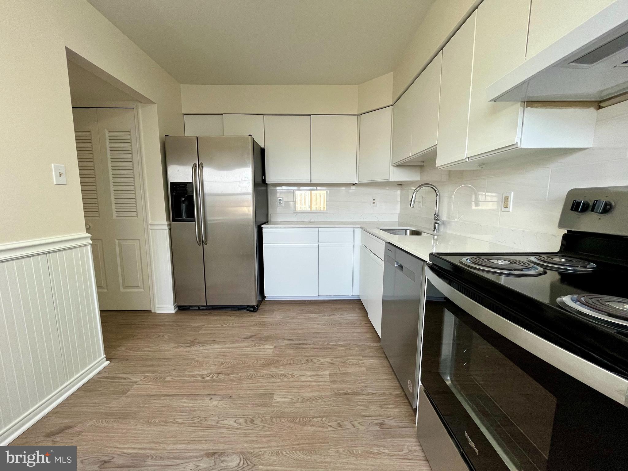 POINT OF WOODS - Residential Lease