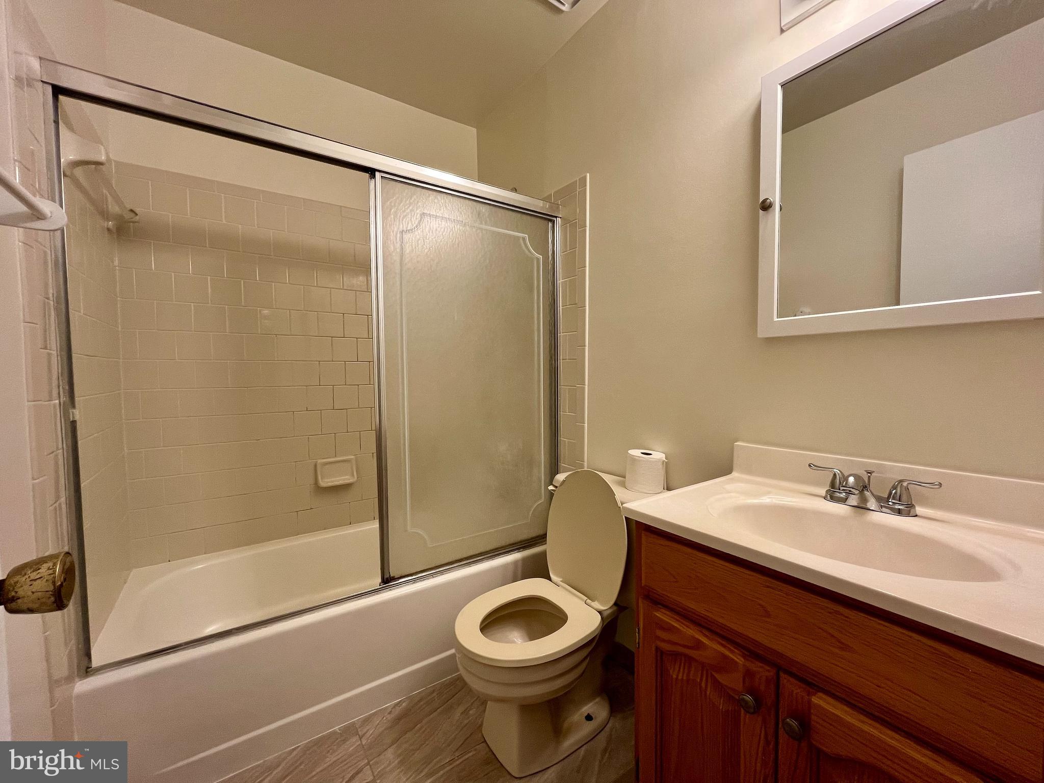 POINT OF WOODS - Residential Lease