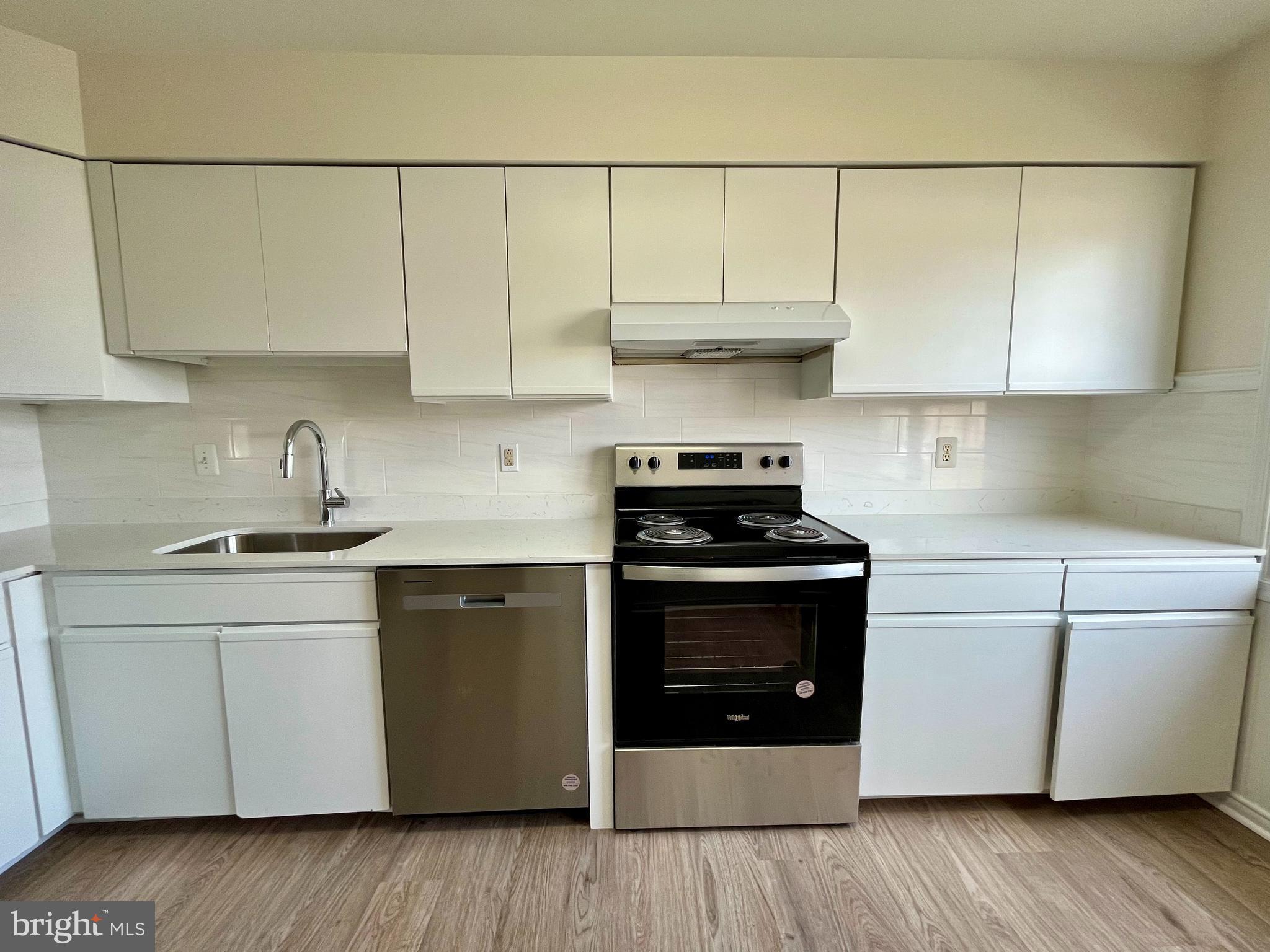 POINT OF WOODS - Residential Lease