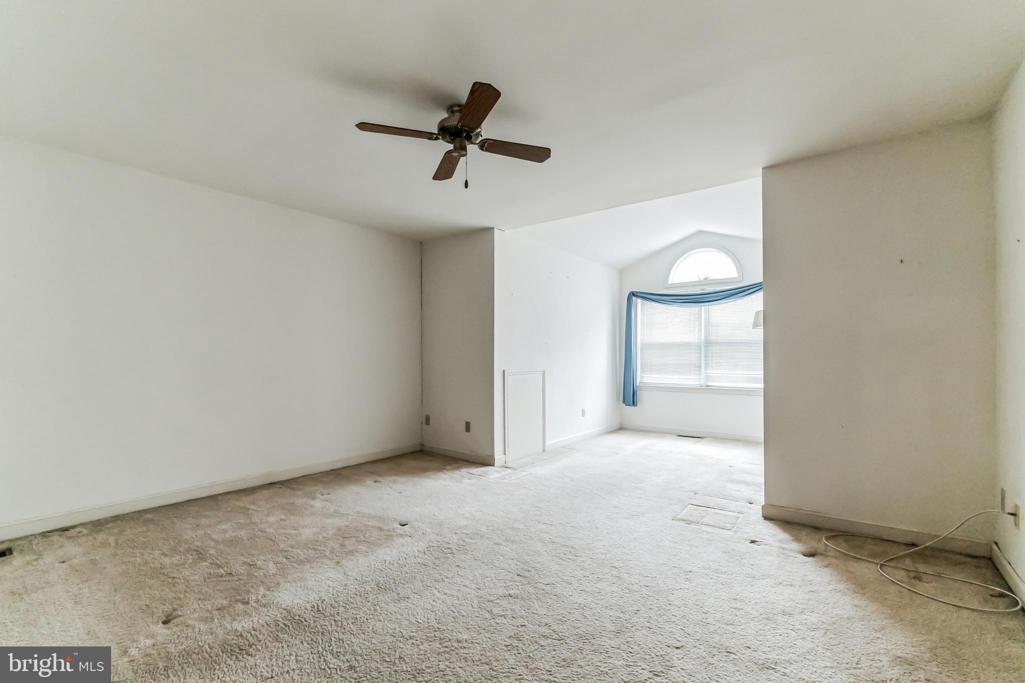 THE HIGHLANDS - Residential