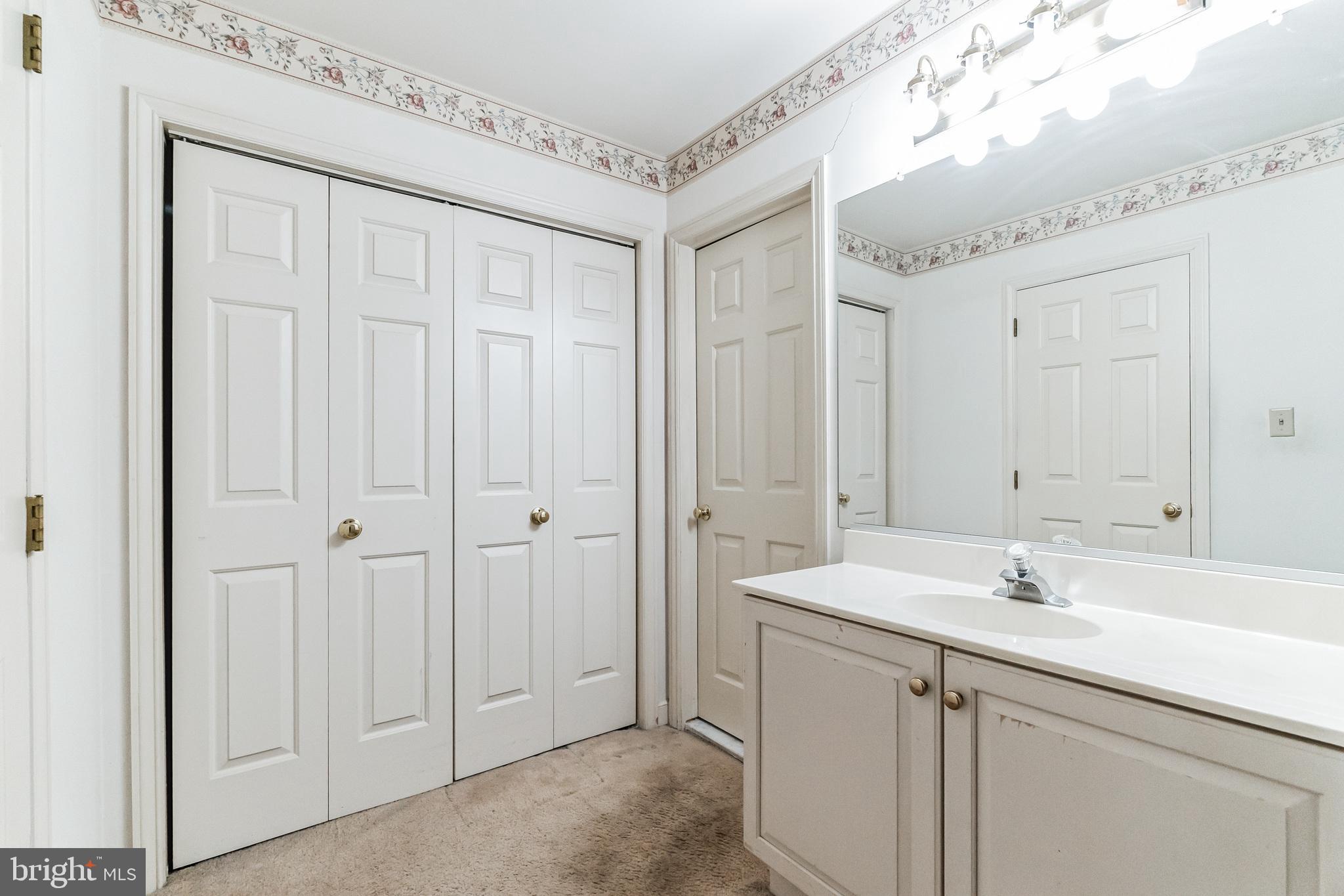 THE HIGHLANDS - Residential