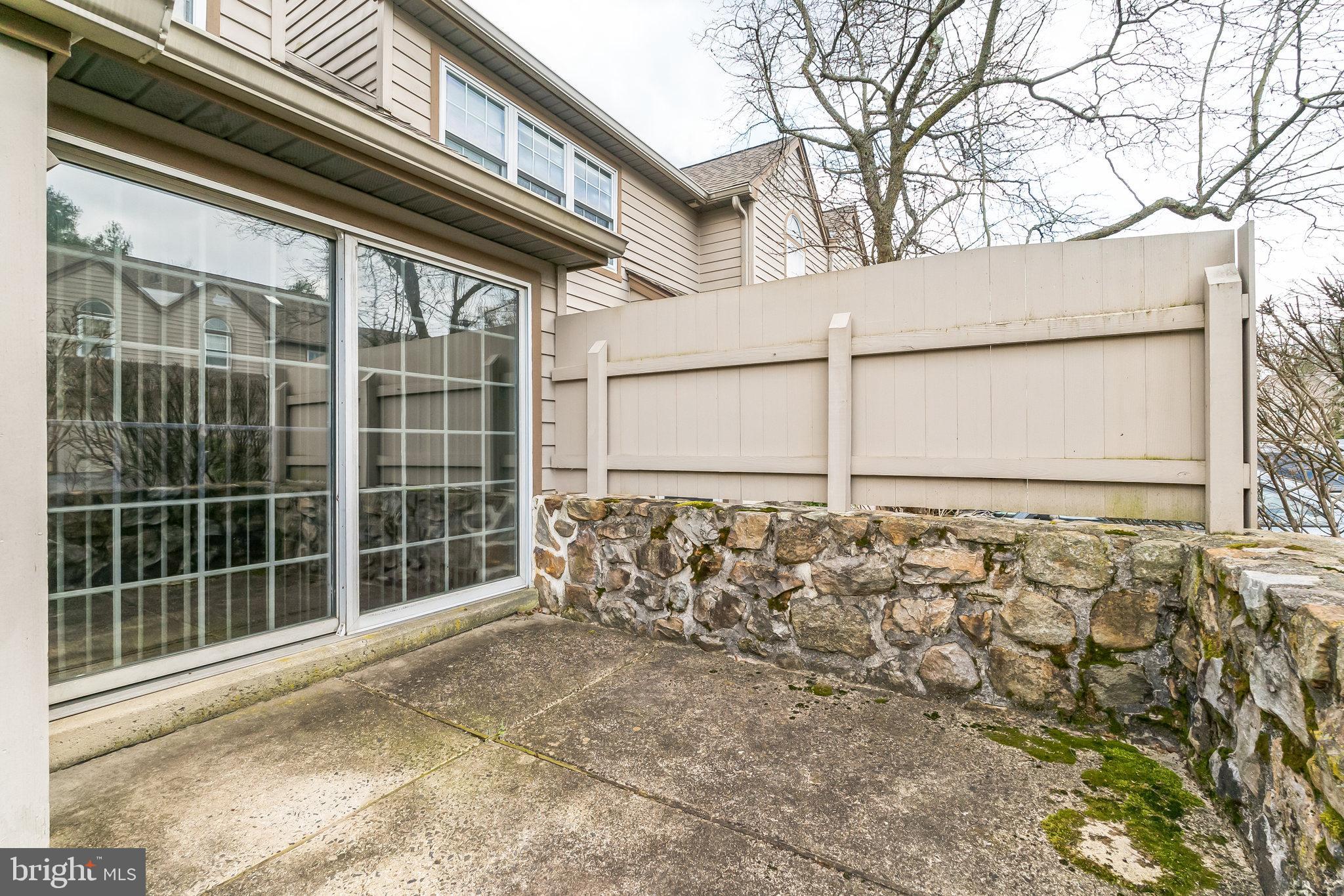 THE HIGHLANDS - Residential