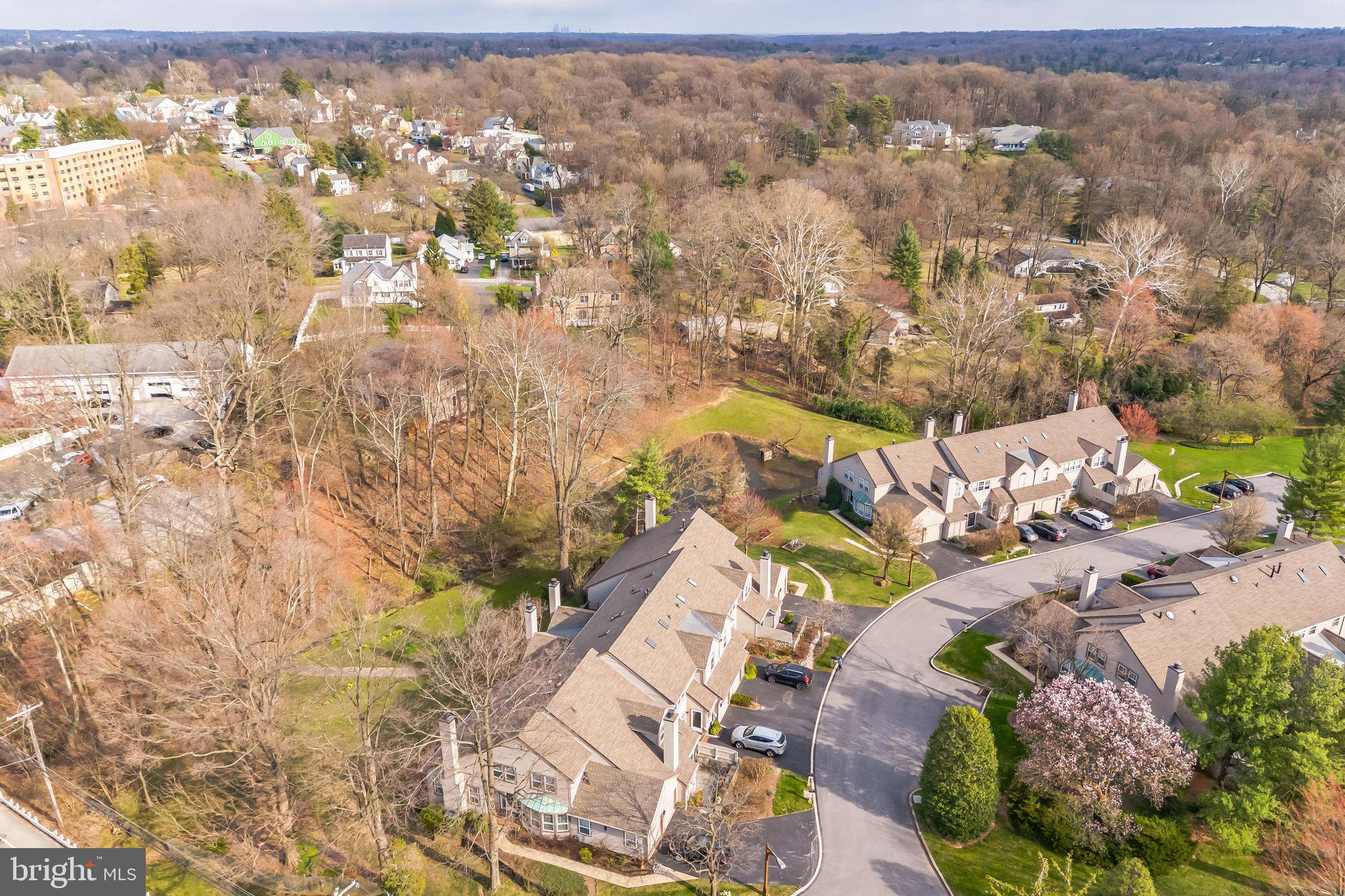 THE HIGHLANDS - Residential