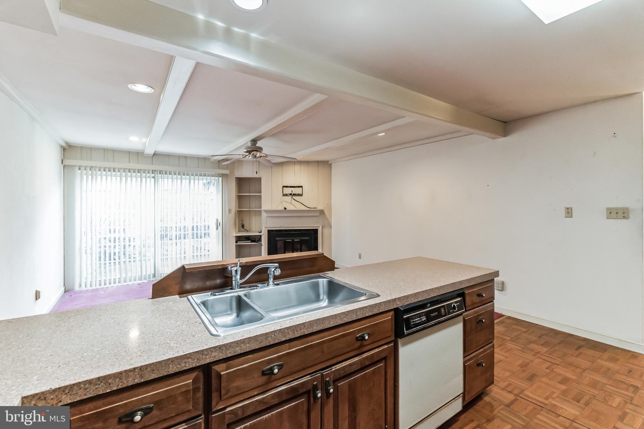 THE HIGHLANDS - Residential