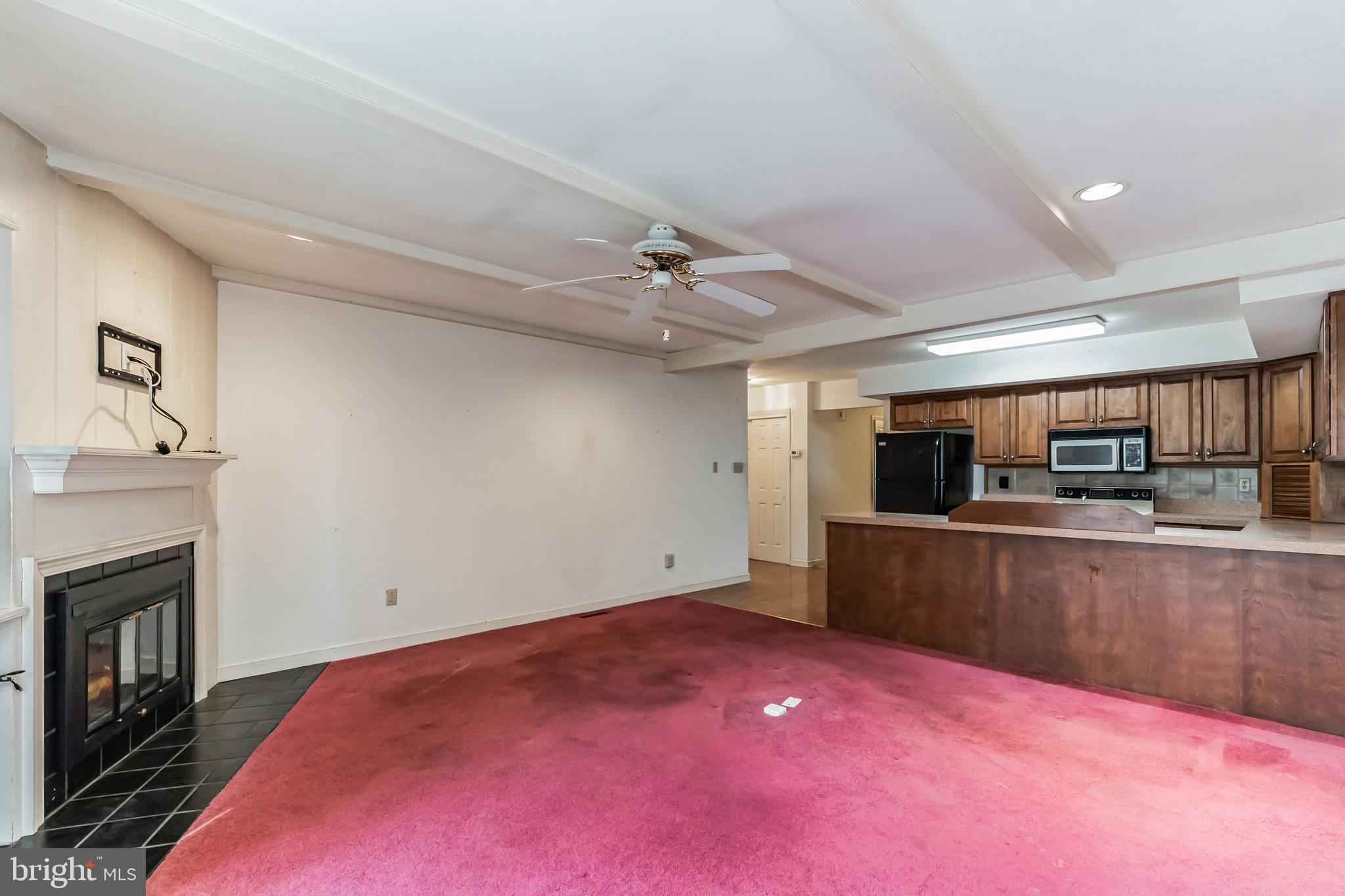 THE HIGHLANDS - Residential