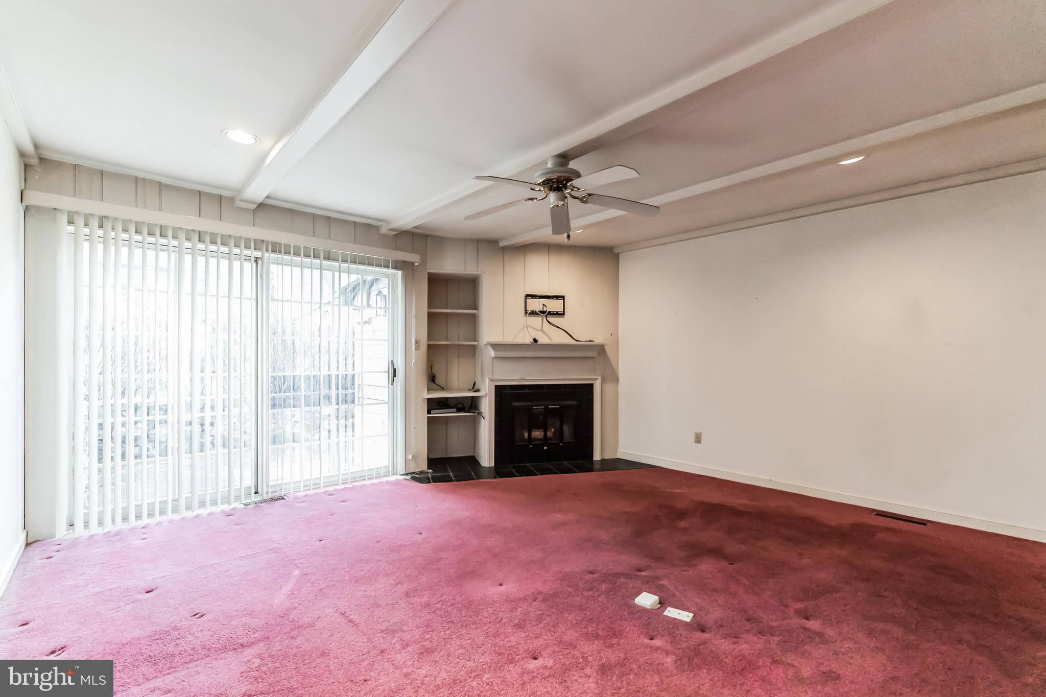 THE HIGHLANDS - Residential