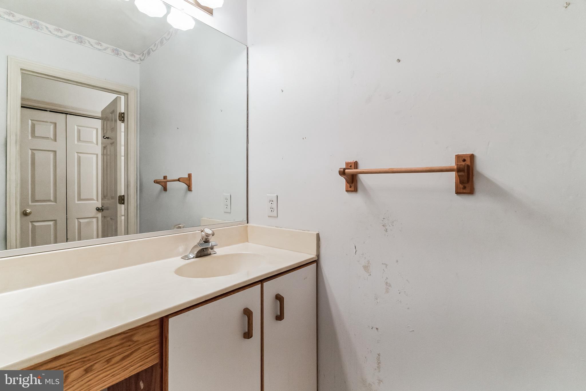 THE HIGHLANDS - Residential