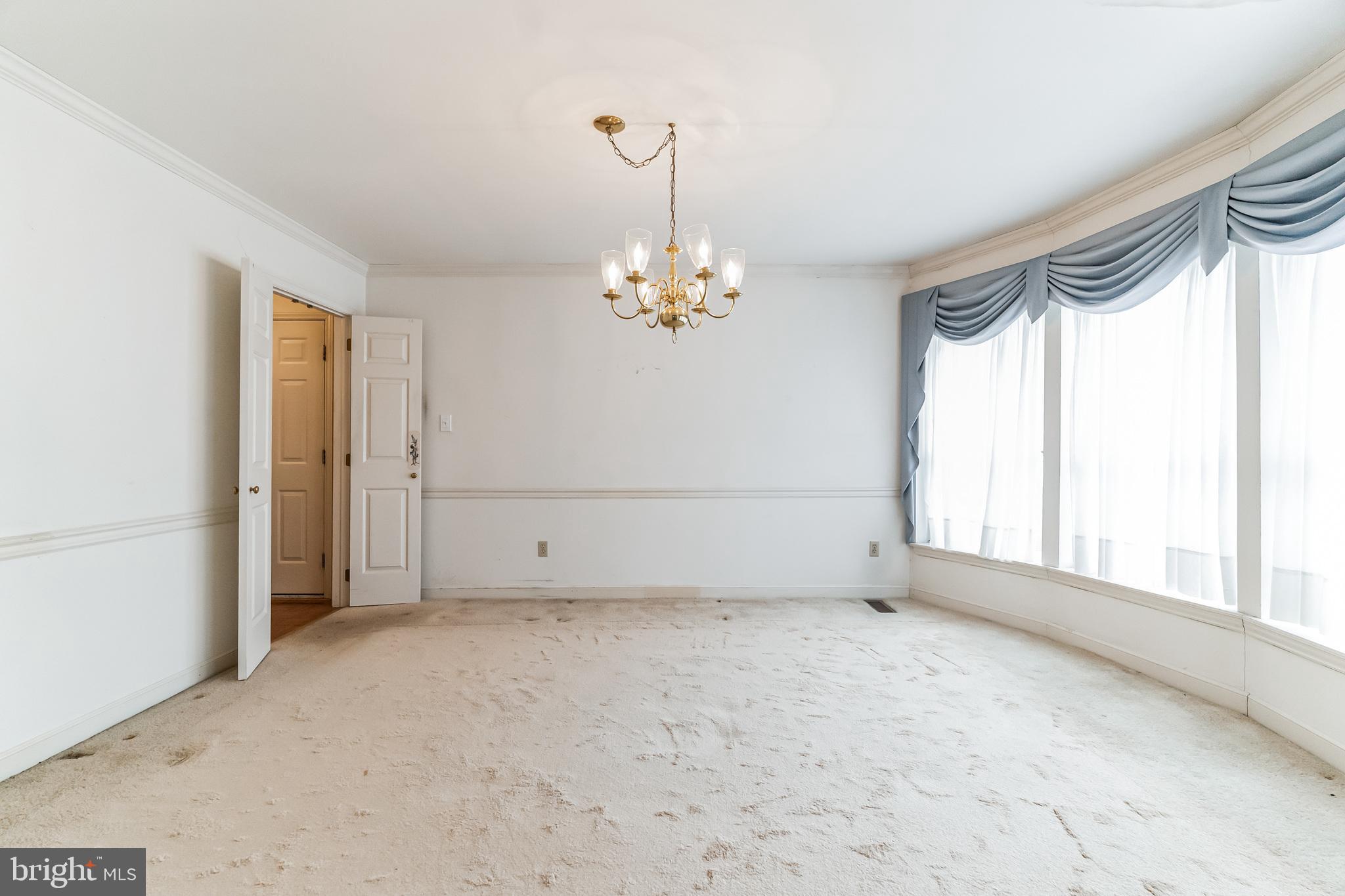 THE HIGHLANDS - Residential