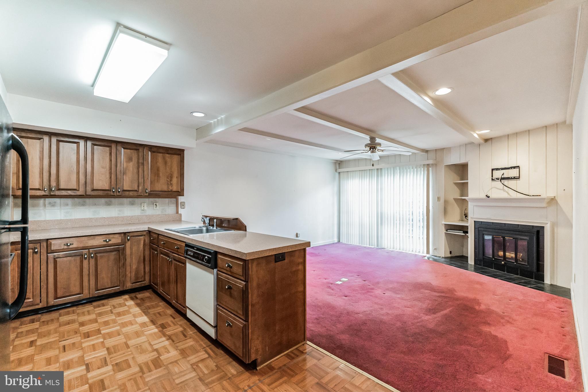 THE HIGHLANDS - Residential