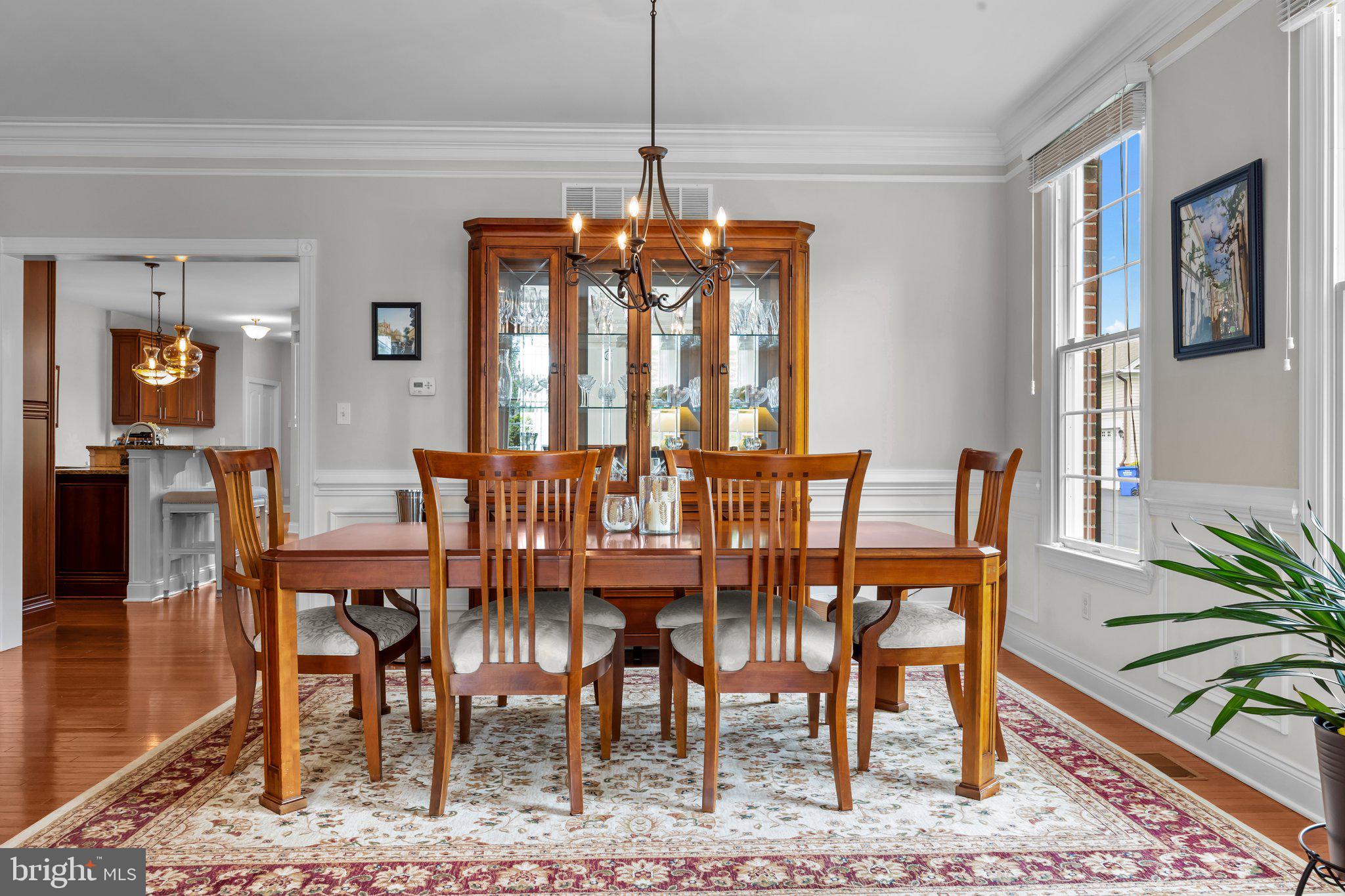 NEWTOWN WALK - Residential