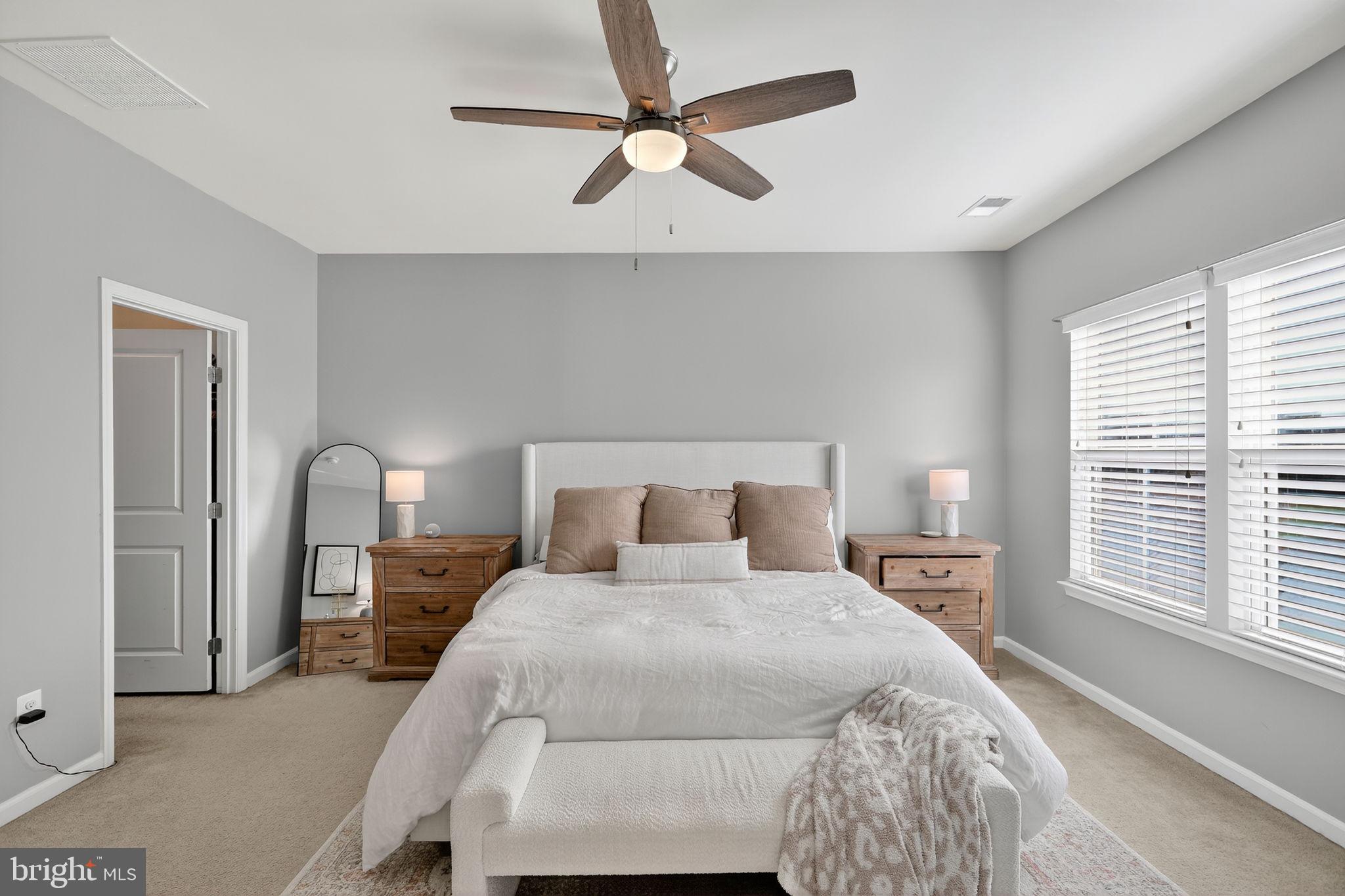 BRADLEY SQUARE - Residential