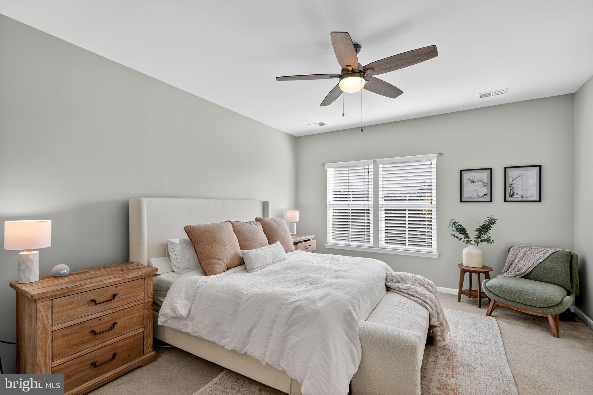 BRADLEY SQUARE - Residential