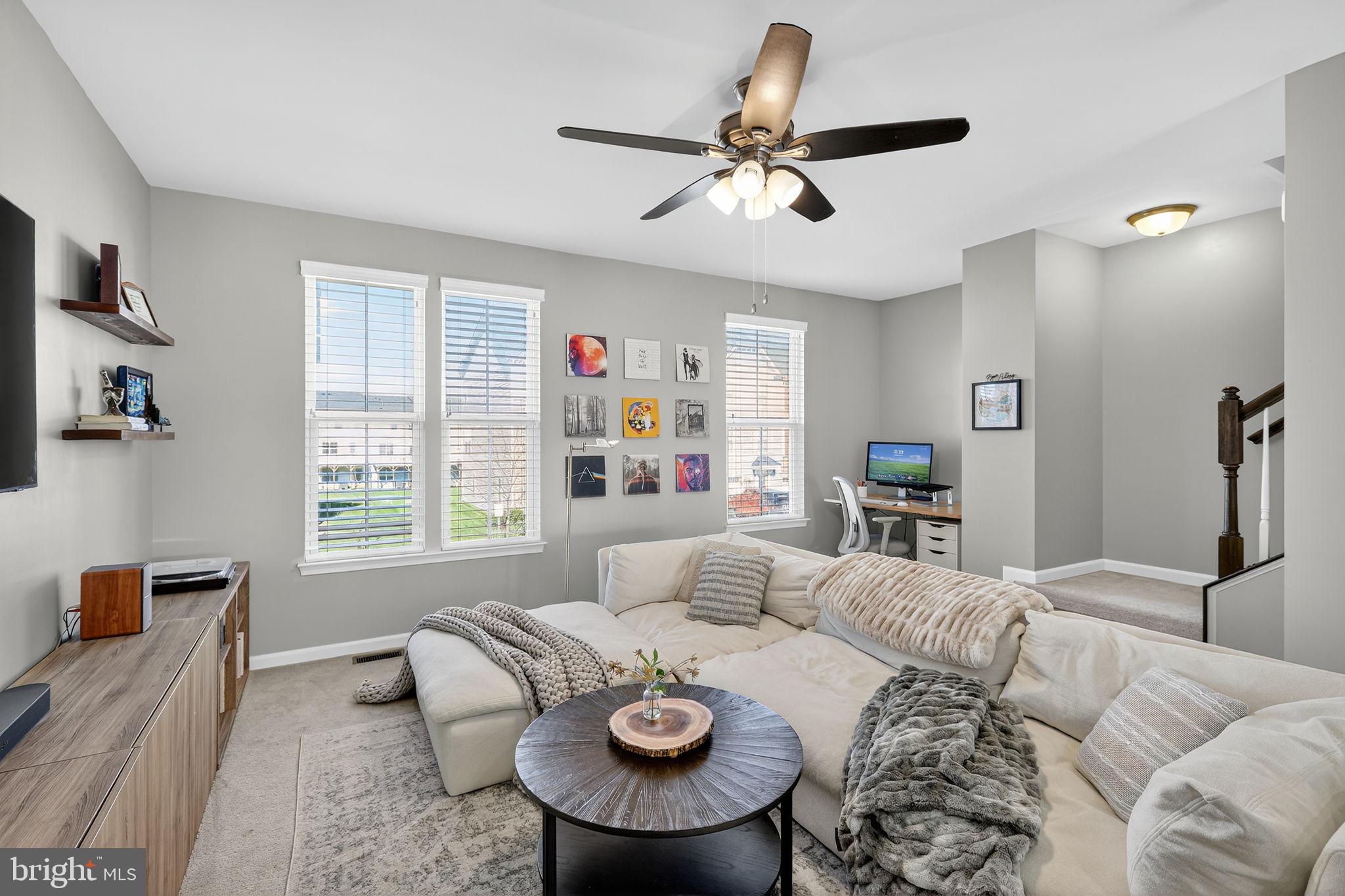 BRADLEY SQUARE - Residential