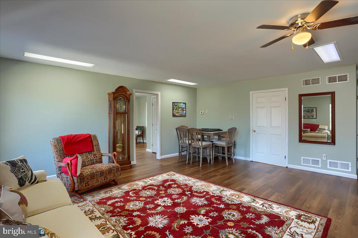 HAMILTONBAN TOWNSHIP - Residential