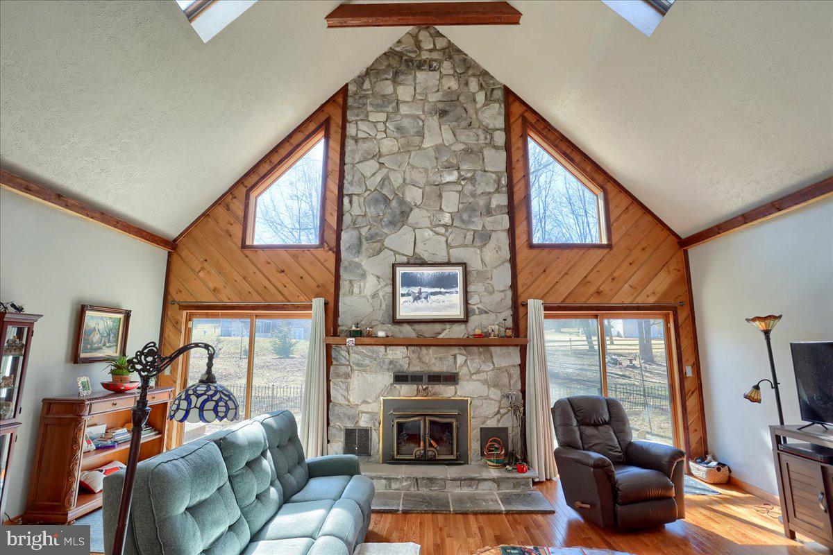 HAMILTONBAN TOWNSHIP - Residential